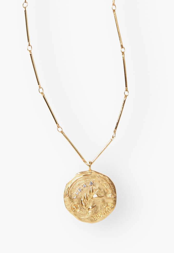 Pendant necklace, Gold, completeTheLook