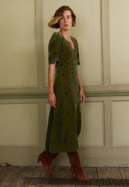 Velvet dress, Moss, completeTheLook