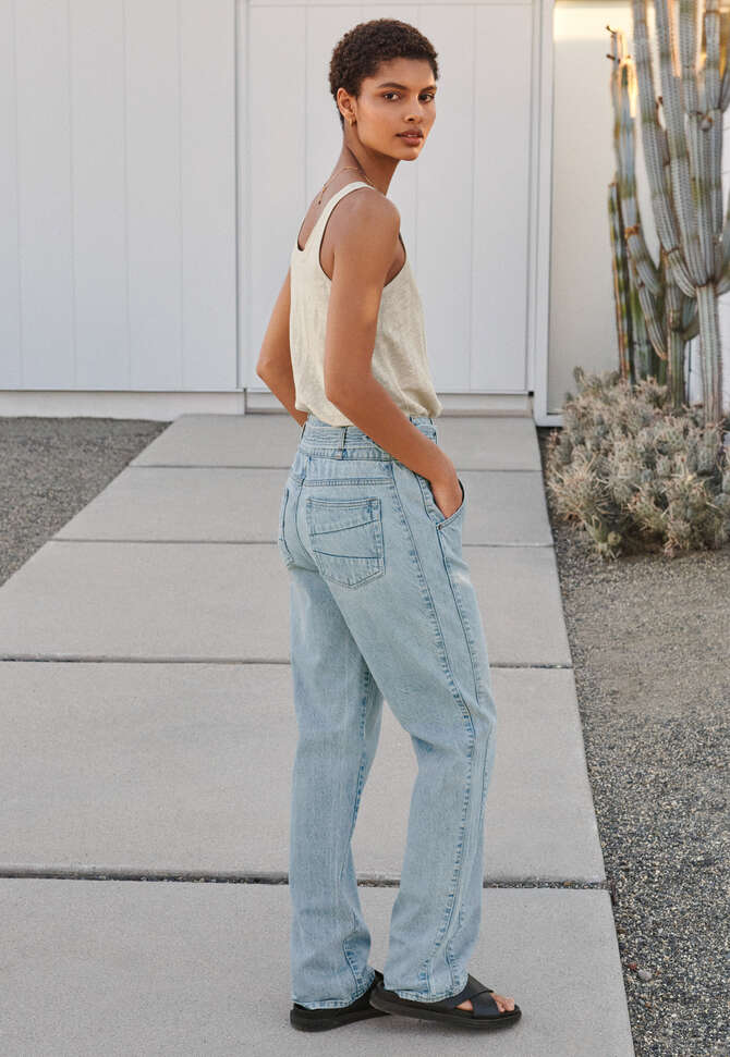 Belted straight-leg jeans, Light wash, completeTheLook