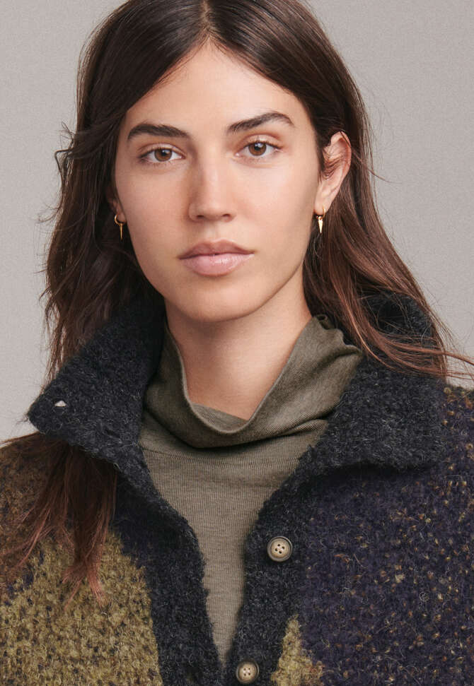 Drop earrings, Gold, completeTheLook