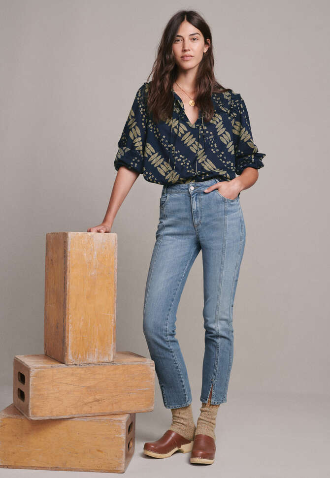 Straight cropped jeans, Authentic wash, completeTheLook