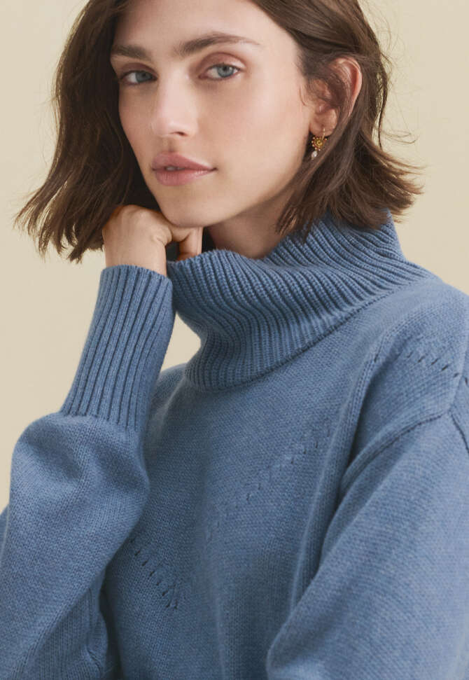 High-neck sweater, Soft denim, completeTheLook