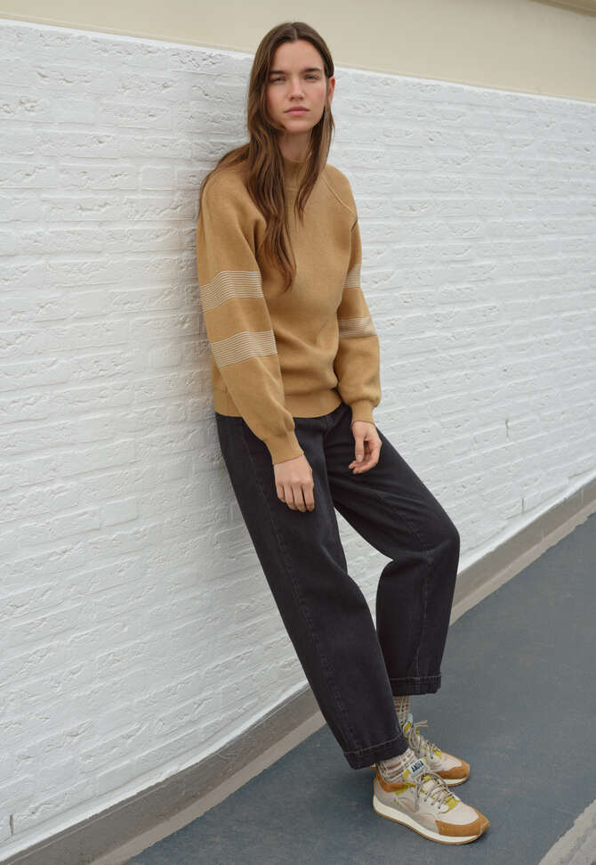Raglan sweater, Sand, completeTheLook