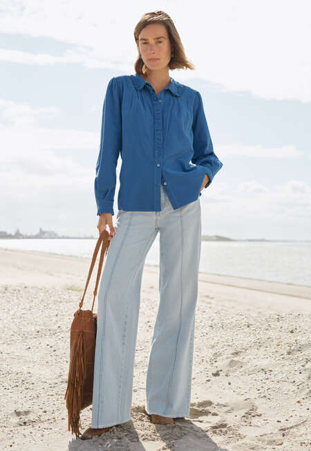 Bootcut jeans, Pale vintage, completeTheLook