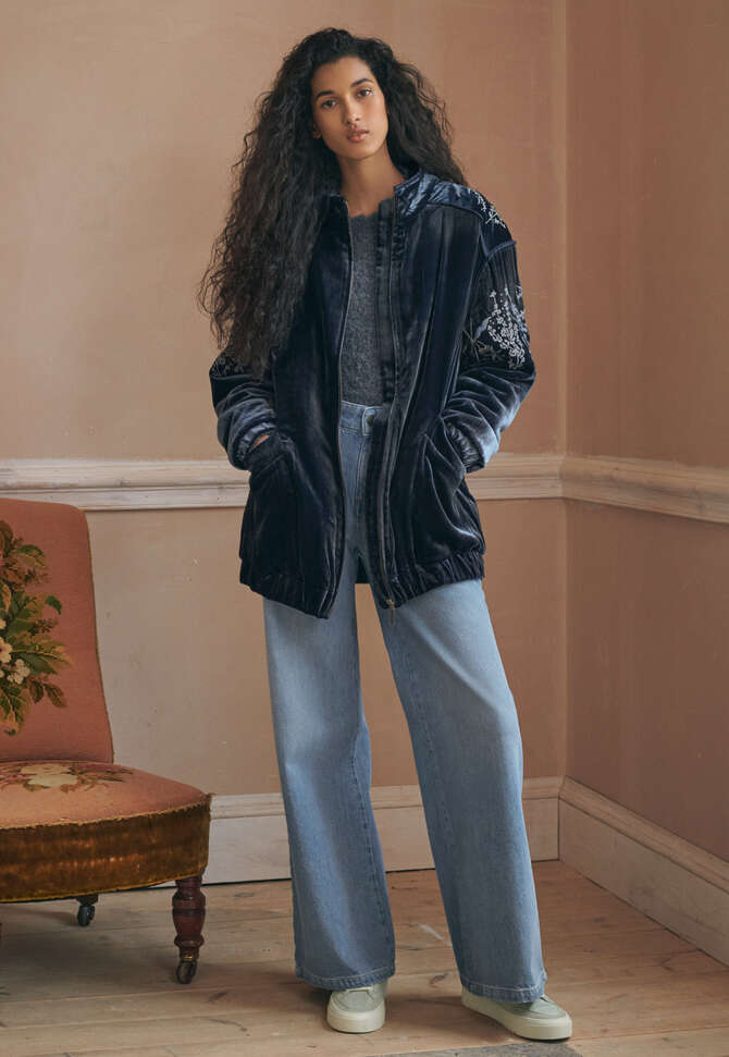 Full length wide-leg jeans, Pale vintage, completeTheLook