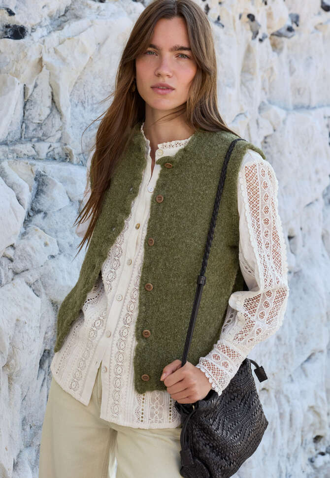 Frill-edge knitted gilet, Dark olive, completeTheLook
