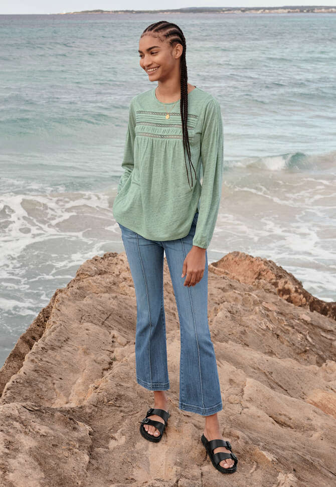 Kick-flare jeans, Stone wash, completeTheLook
