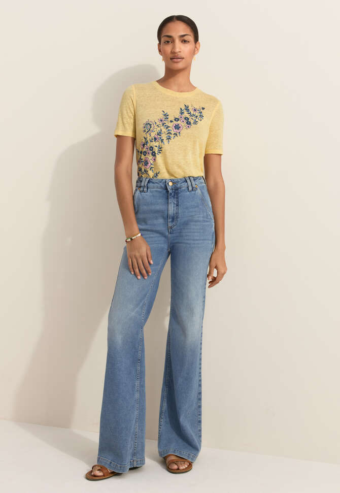 International Women's Day T-shirt, Butter yellow, completeTheLook