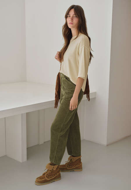 Horseshoe cord trouser, Dark khaki, completeTheLook