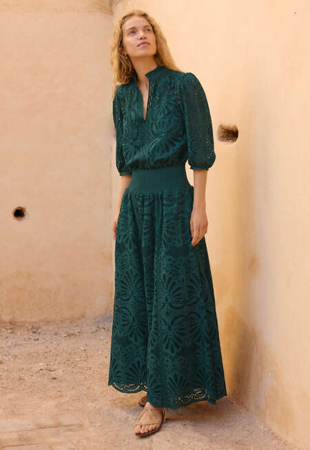 Broderie anglaise blouse, Deep bottle green, completeTheLook