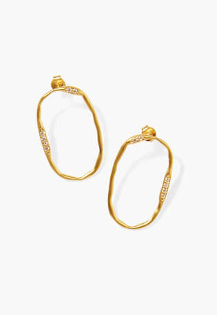 Circle earring, Gold, webstill