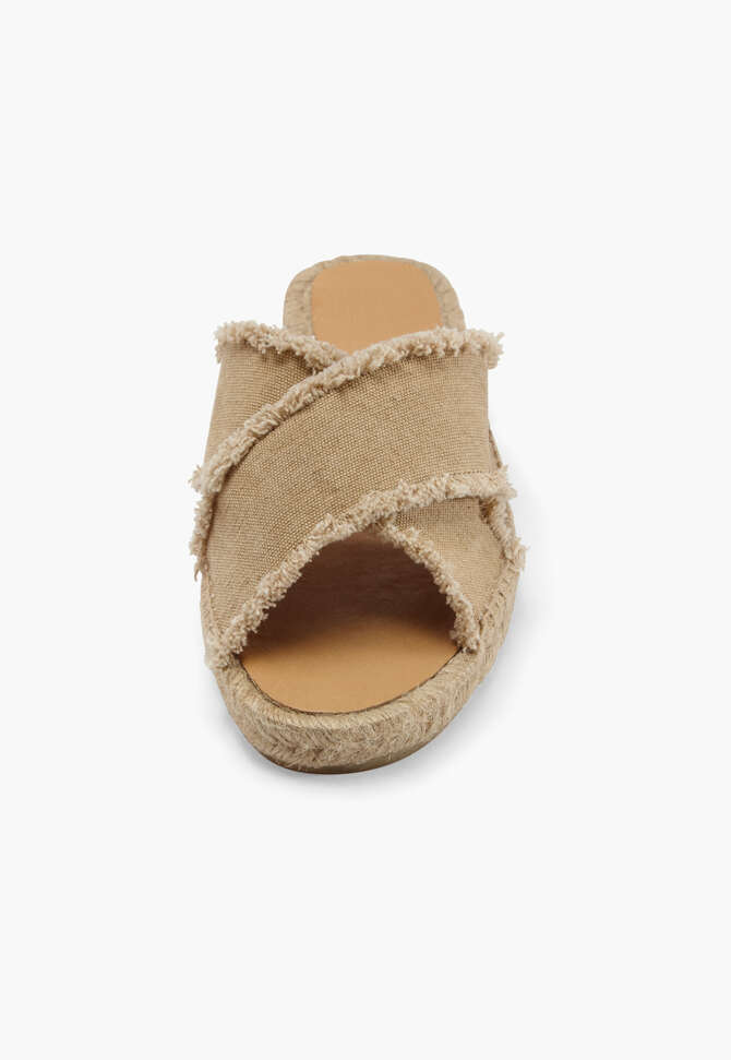 Cross-over strap sandals, Sand, completeTheLook