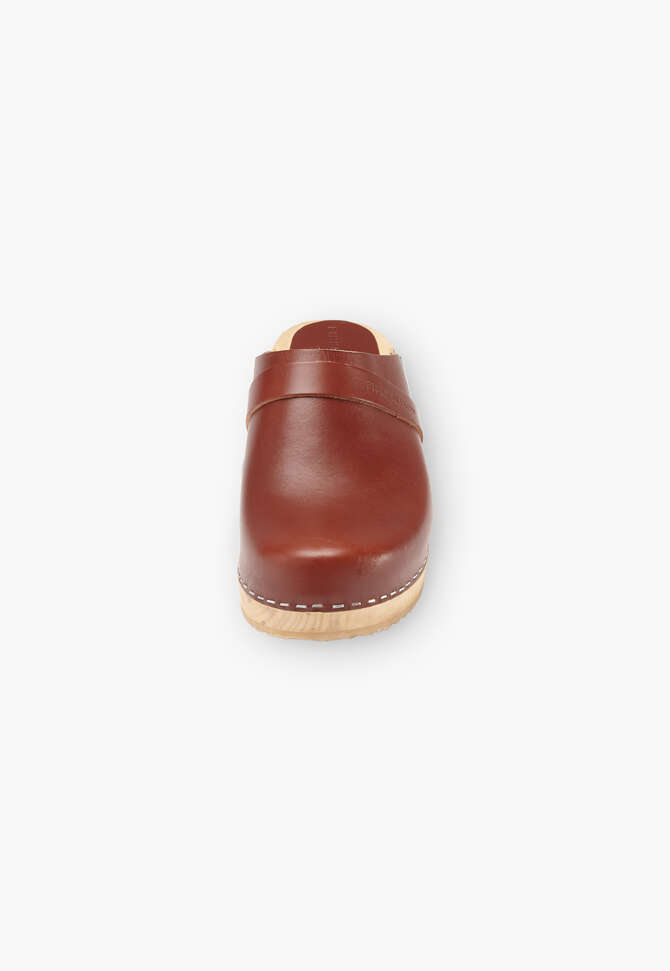 Clogs, Chestnut, completeTheLook