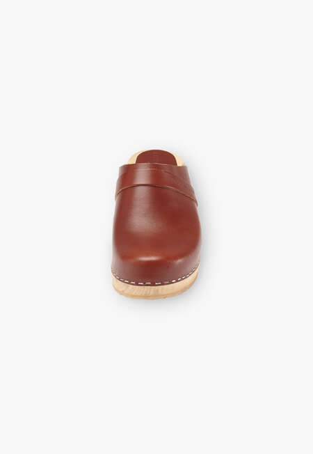 Clogs, Chestnut, completeTheLook