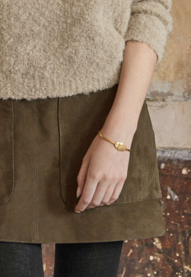Gold bangle, Gold, completeTheLook