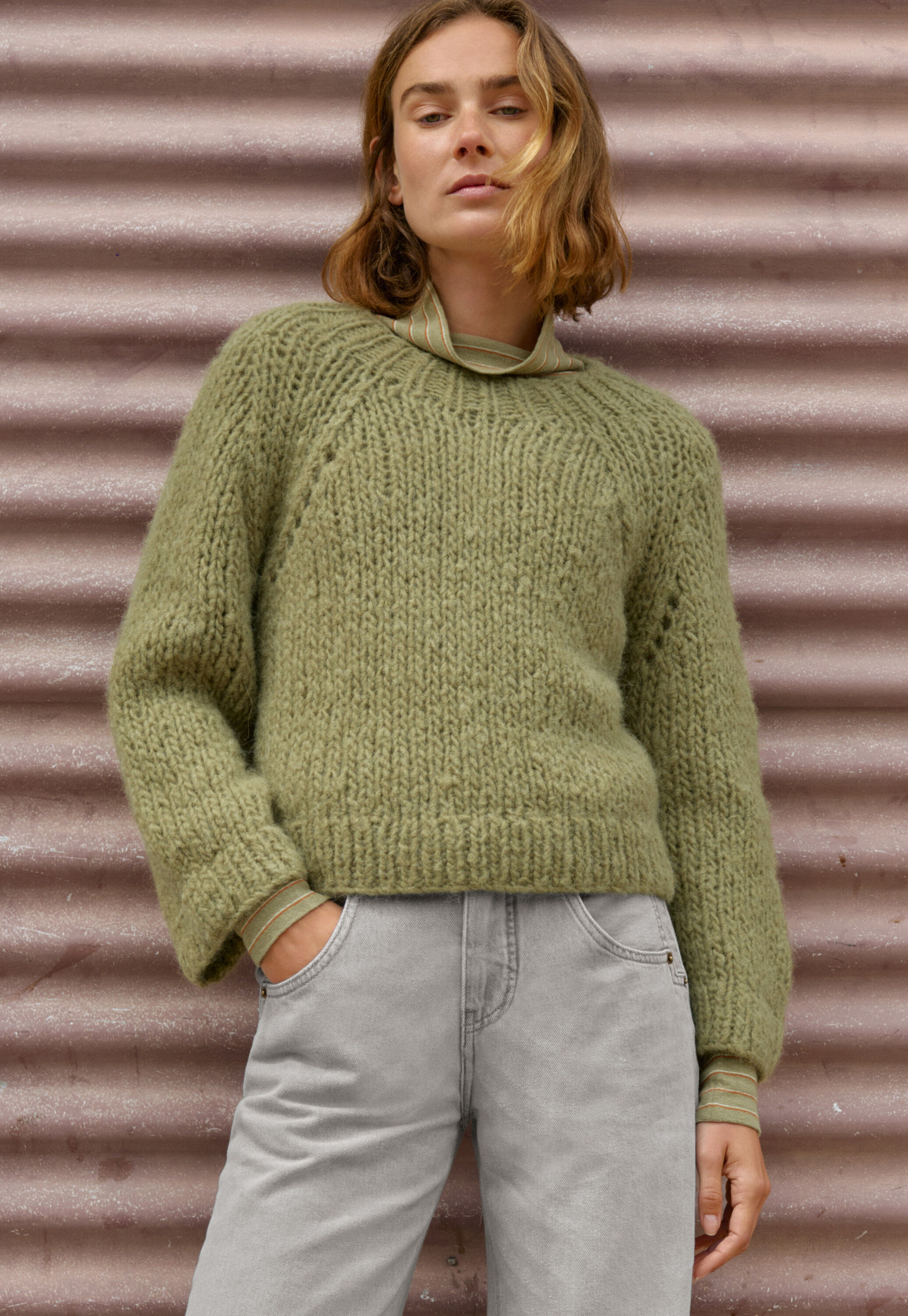 Striped roll neck