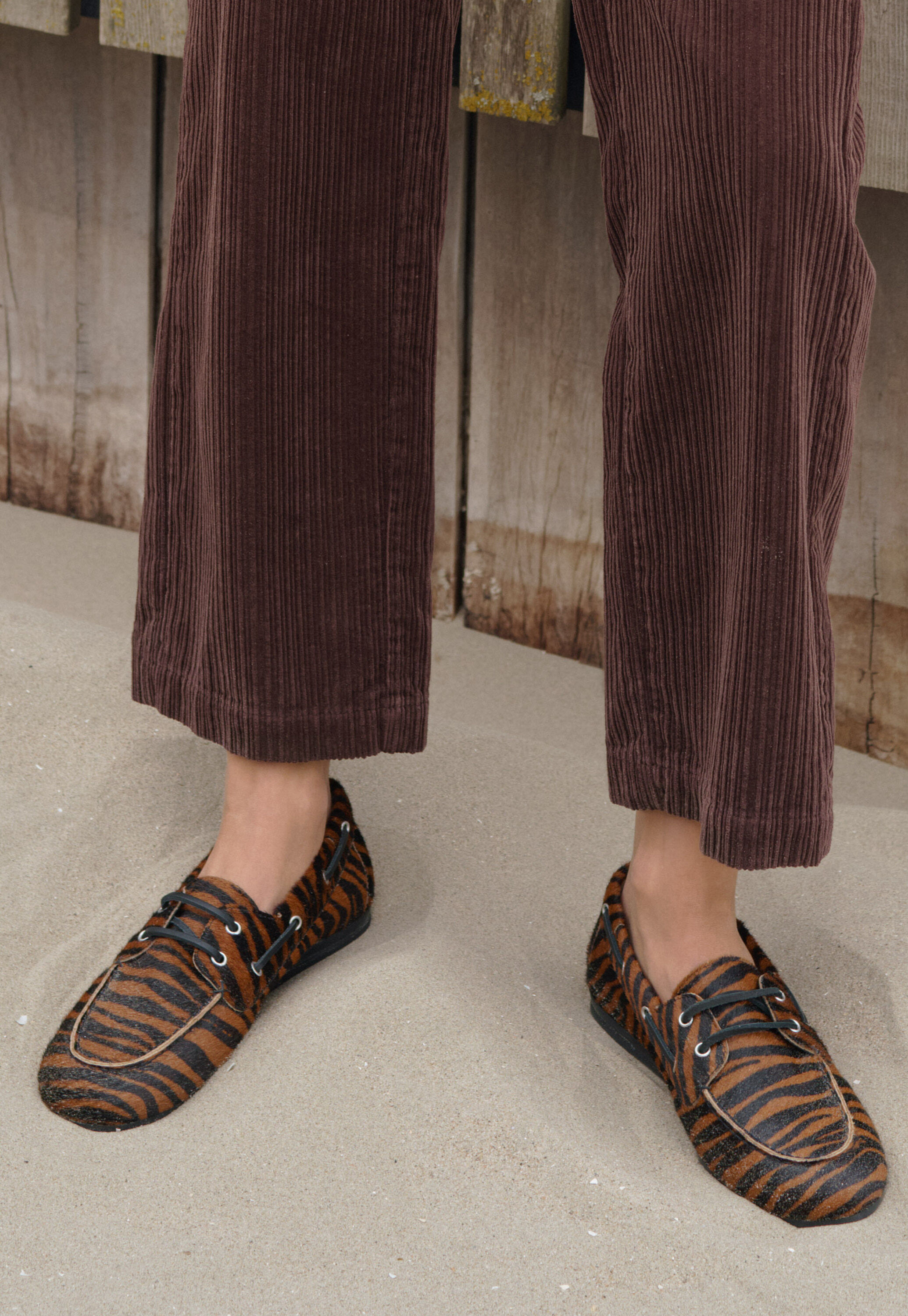 Striped loafer, Brown, large