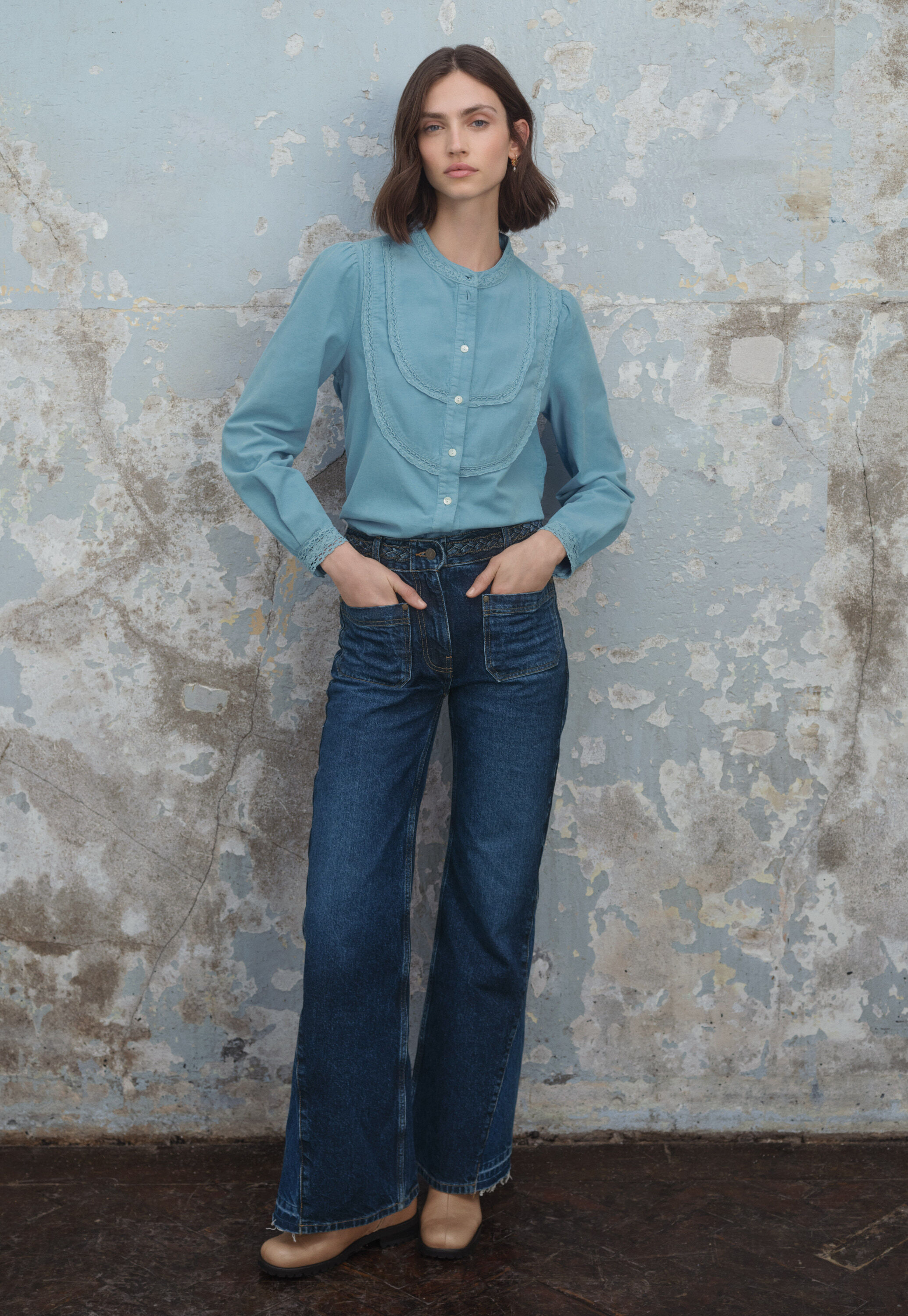 Mixed wash flare jeans