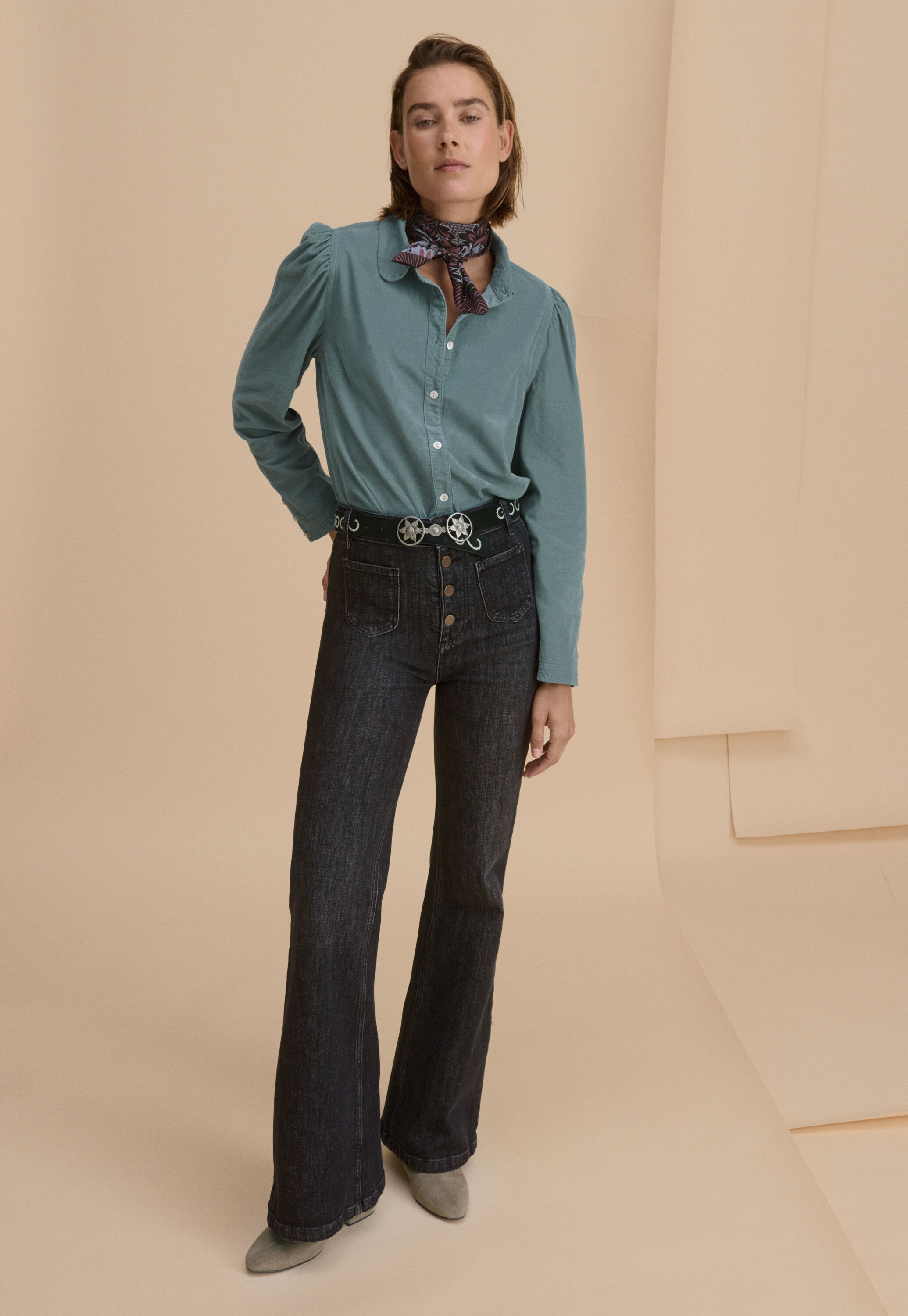 Embroidered belt