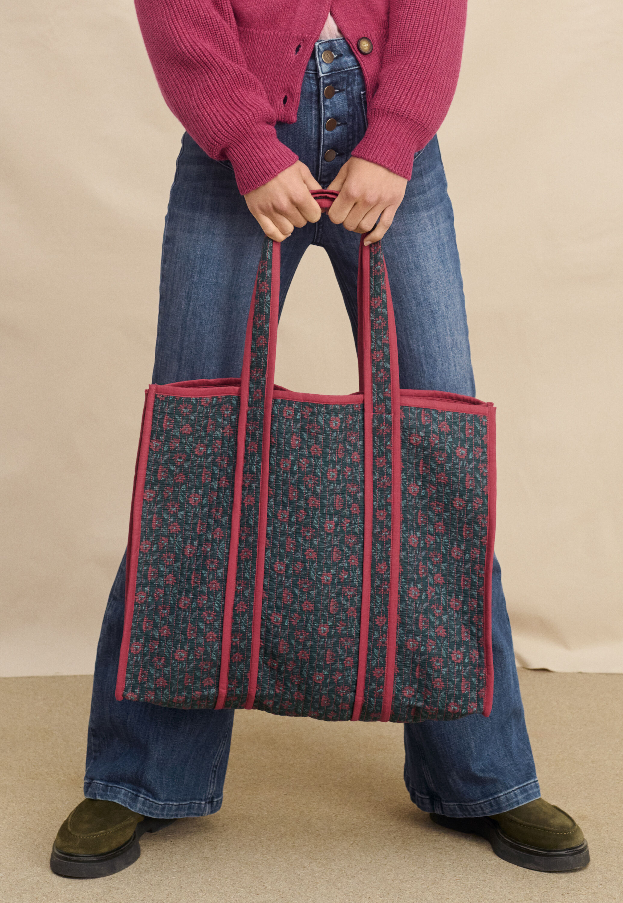 Printed quilted bag, Raspberry petrol, large