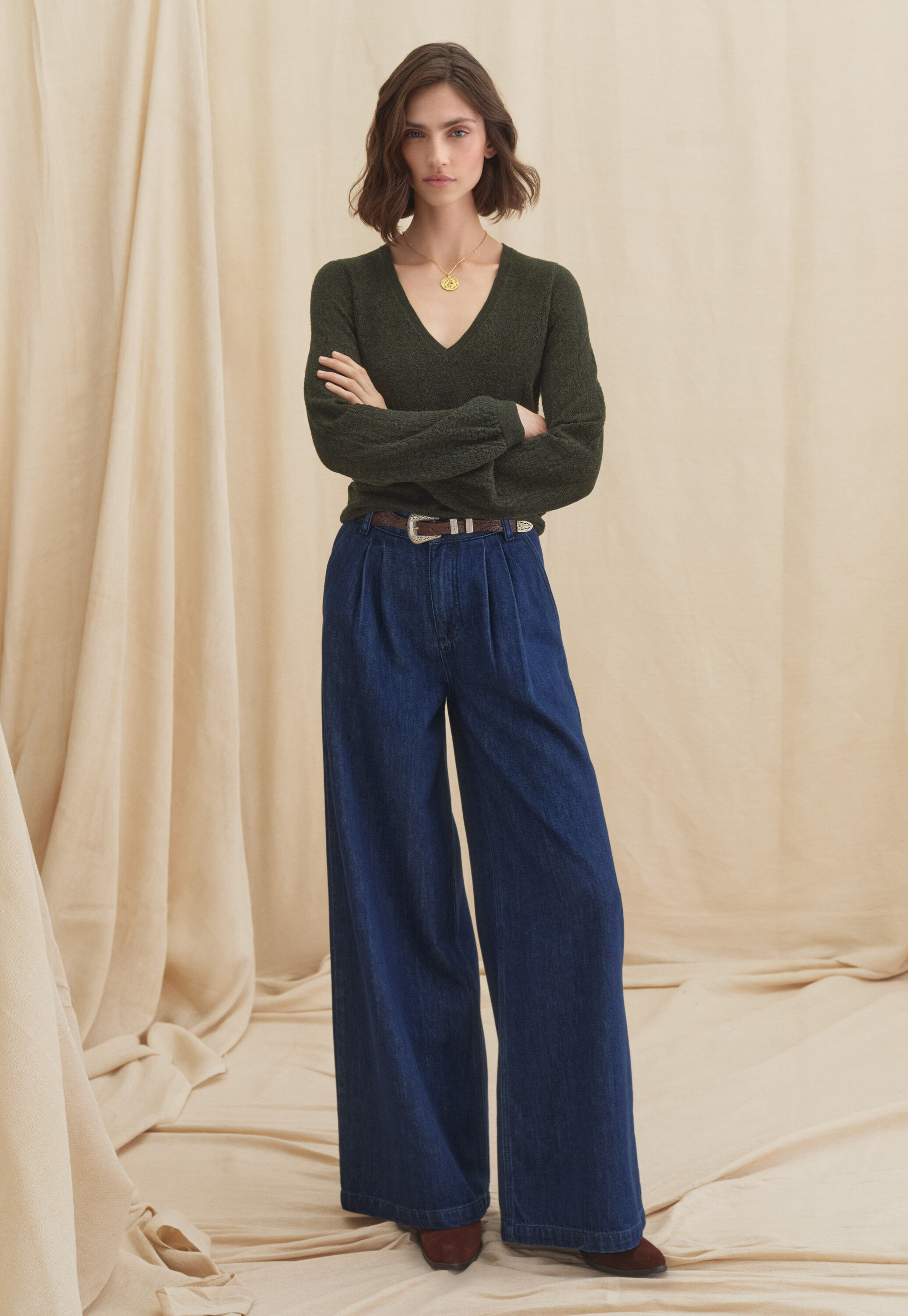 Wide-leg soft jeans