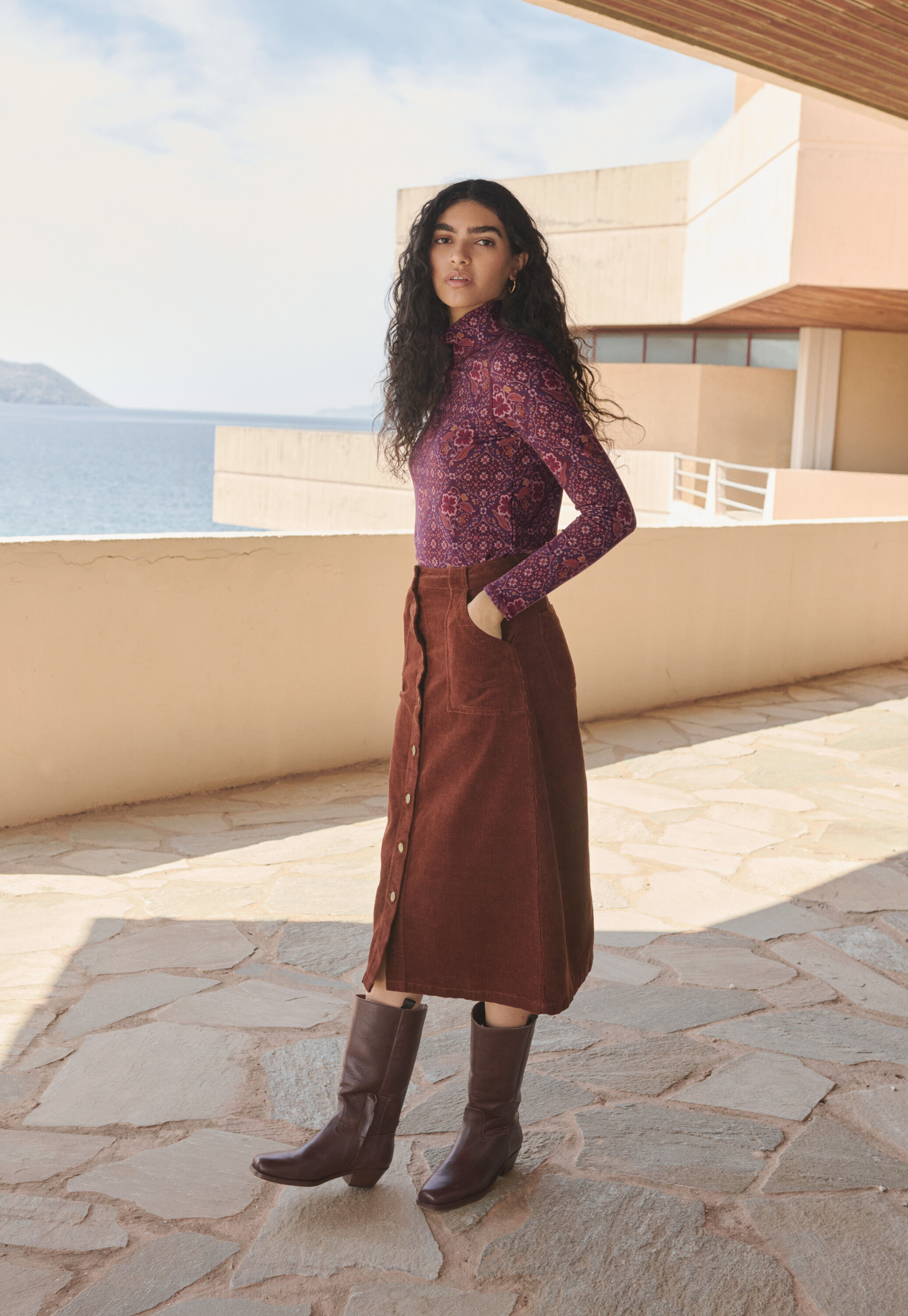Button-front skirt