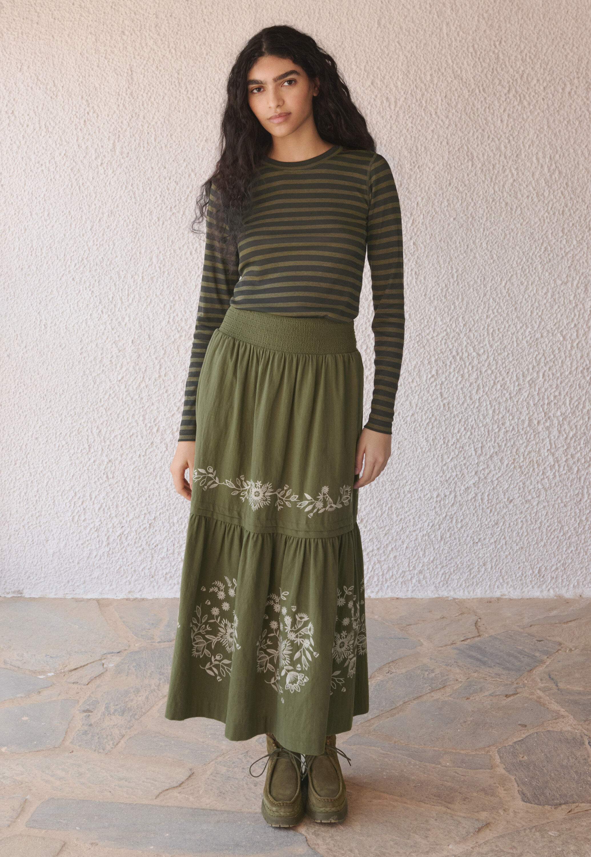 Embroidered skirt
