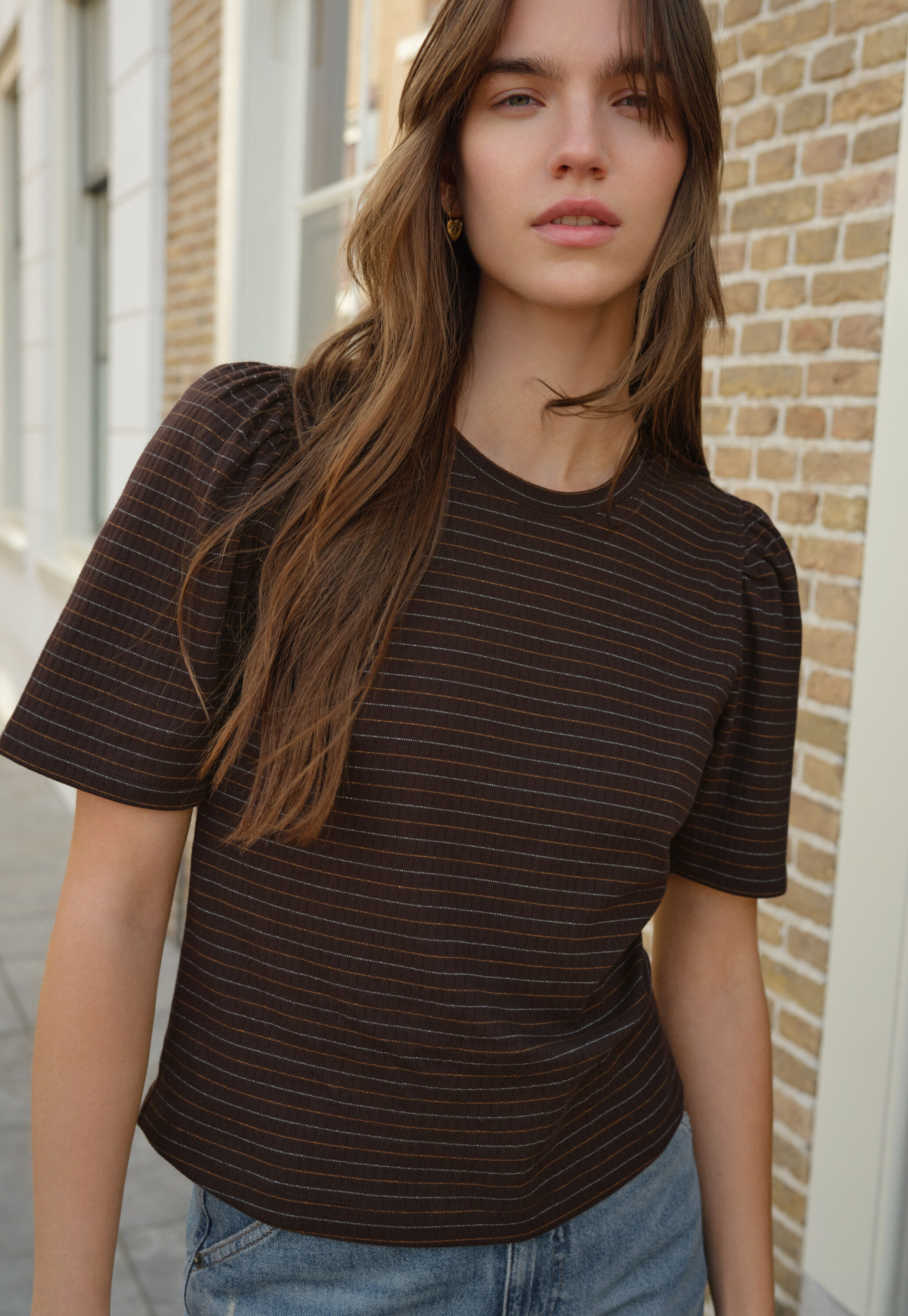 Puff sleeve t-shirt