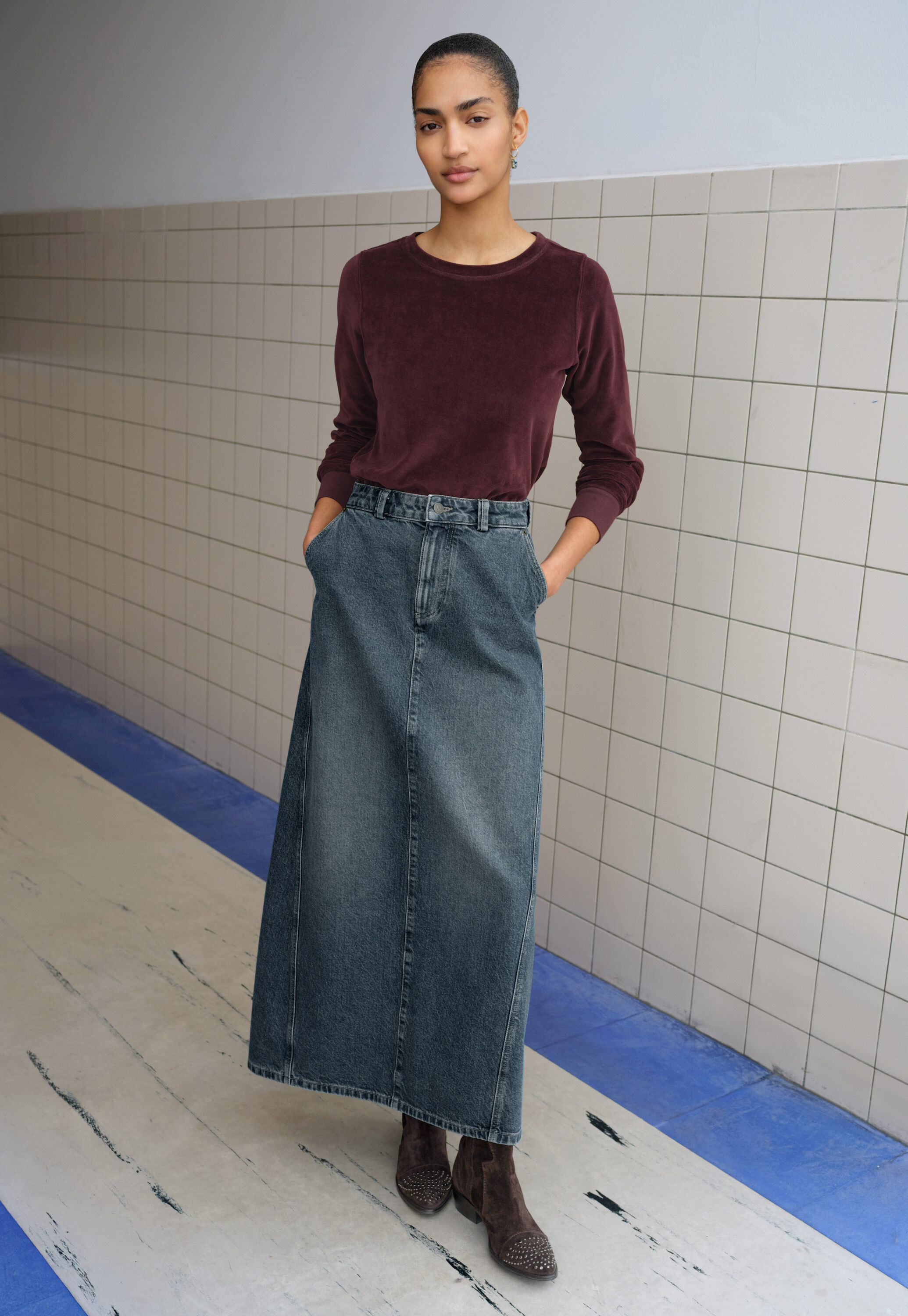 Darted denim skirt, Marine blue, large