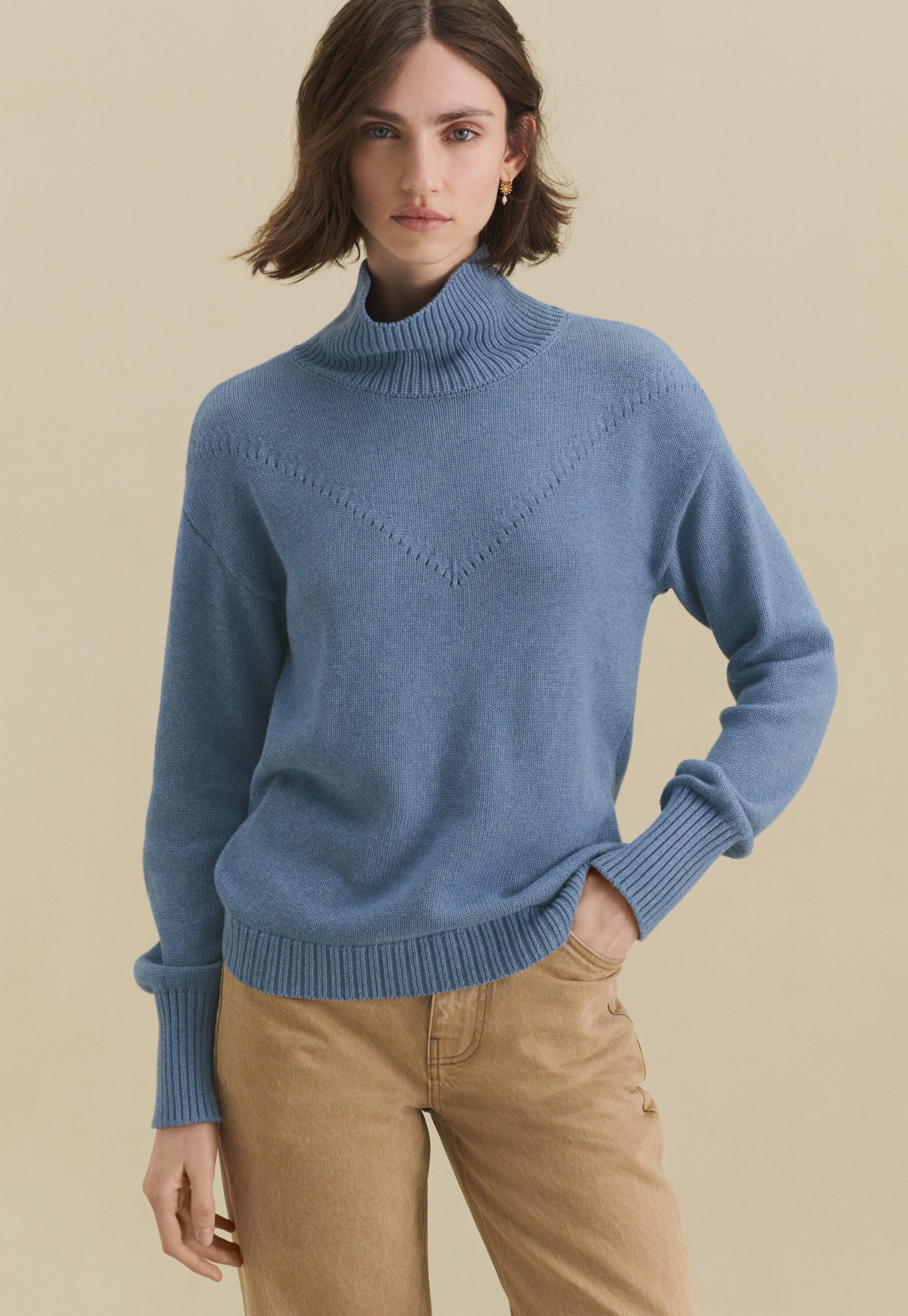 High-neck sweater