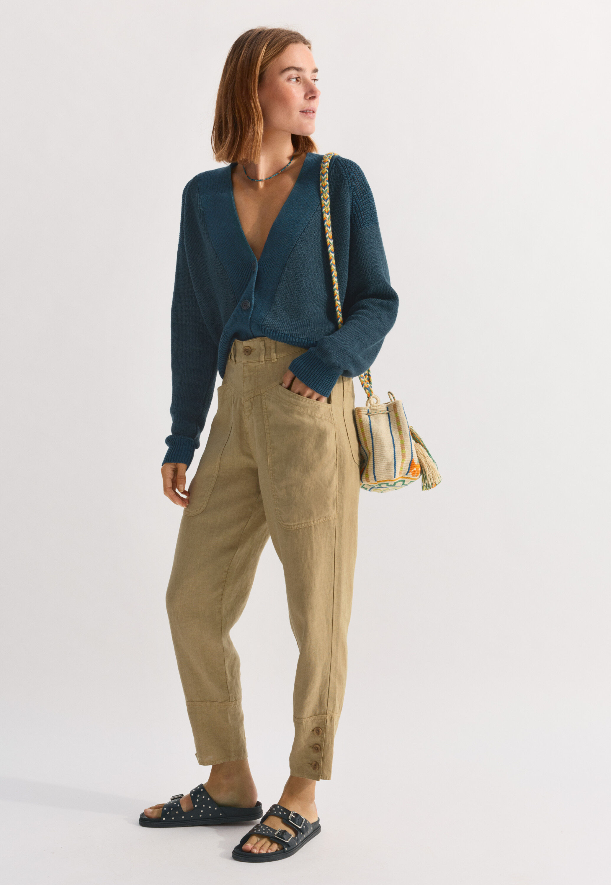 V-neck raglan cardigan