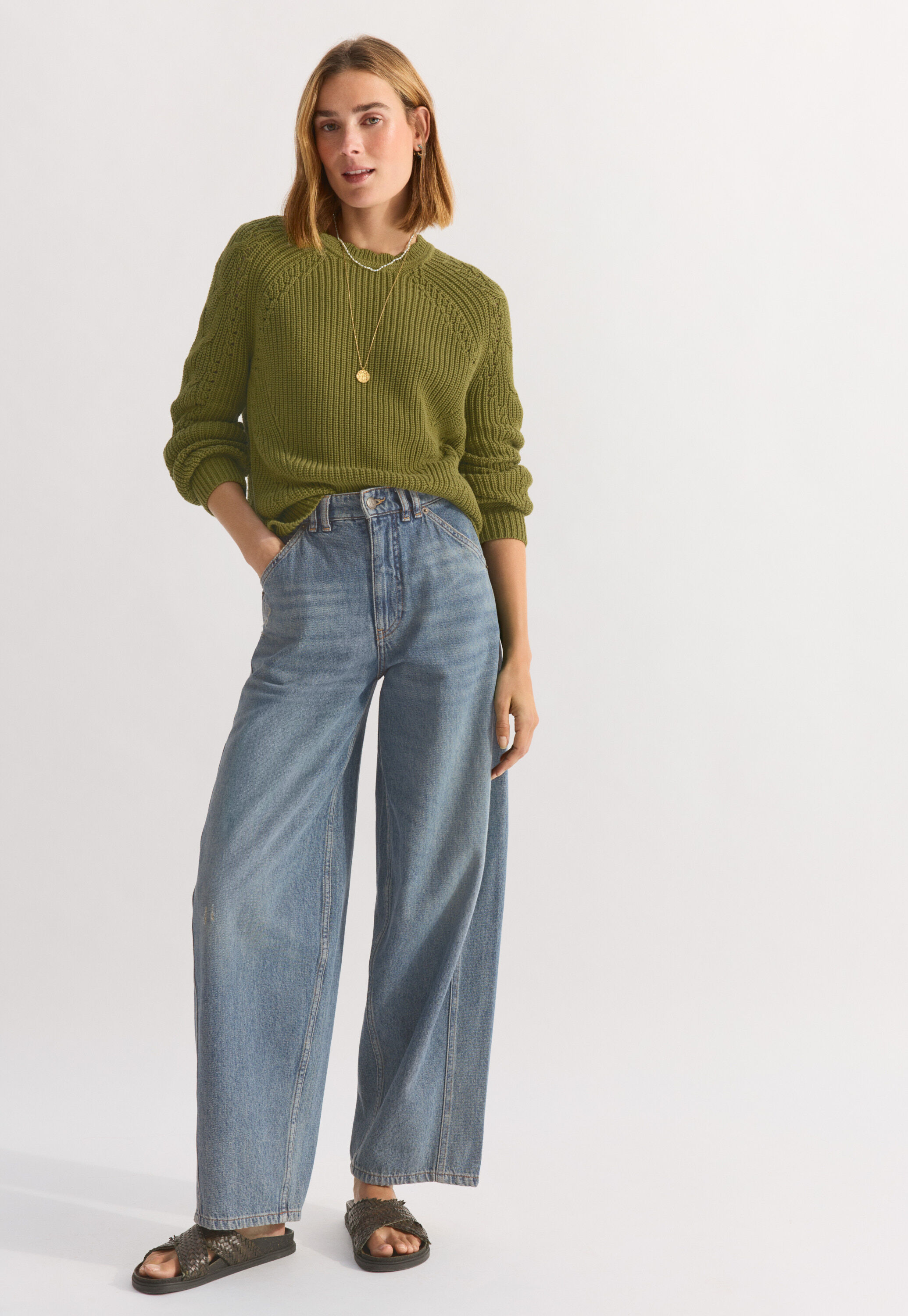 Cable-sleeve sweater, Dark lime, large