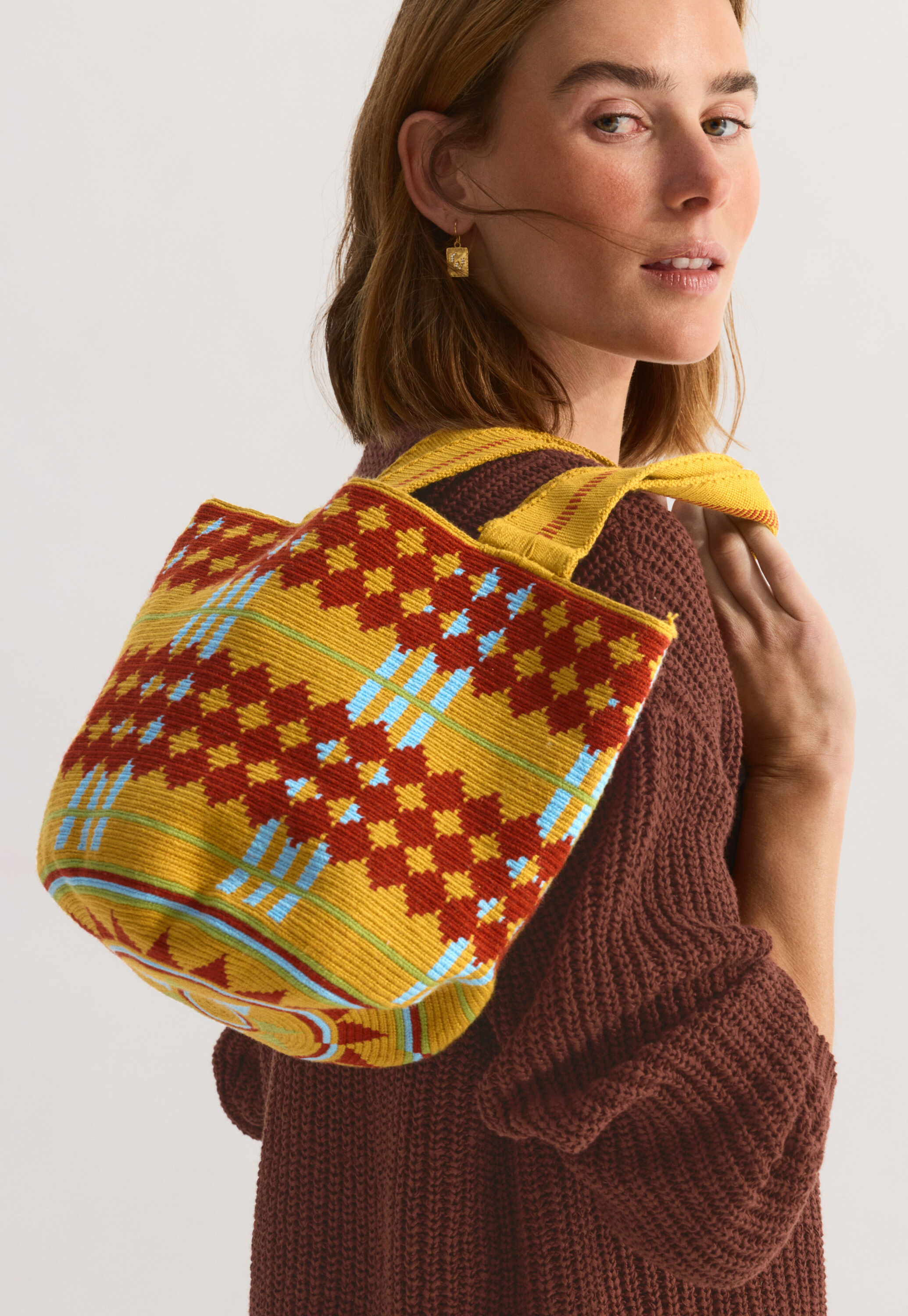 Woven small tote bag