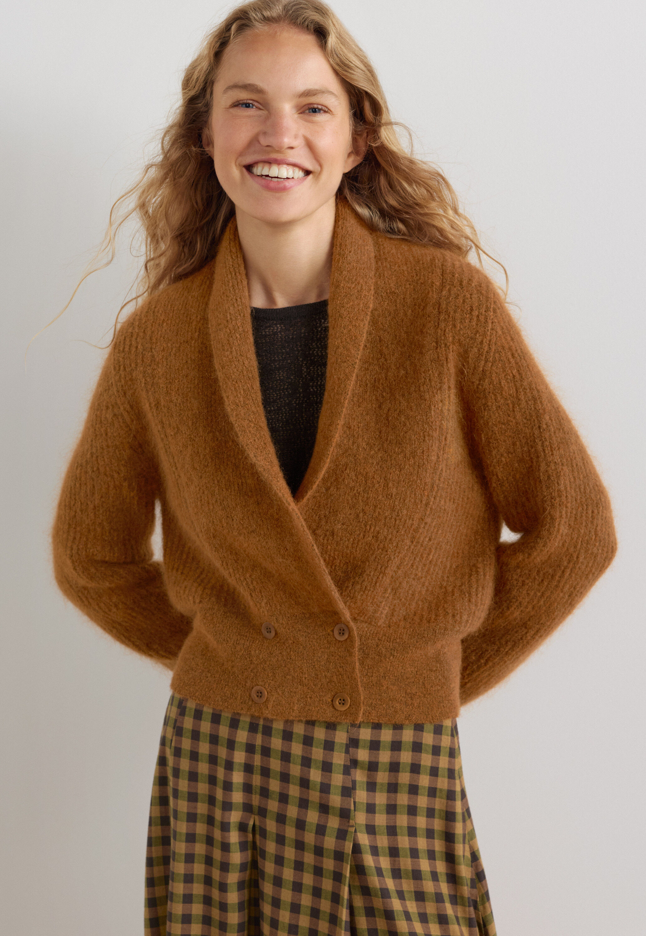 Shawl-collar cardigan