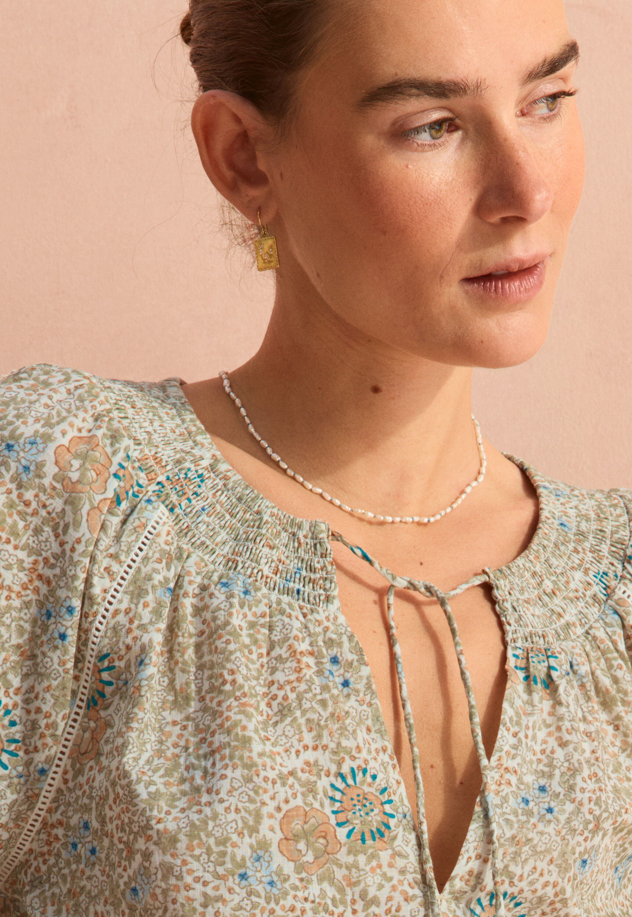 Beaded pearl necklace