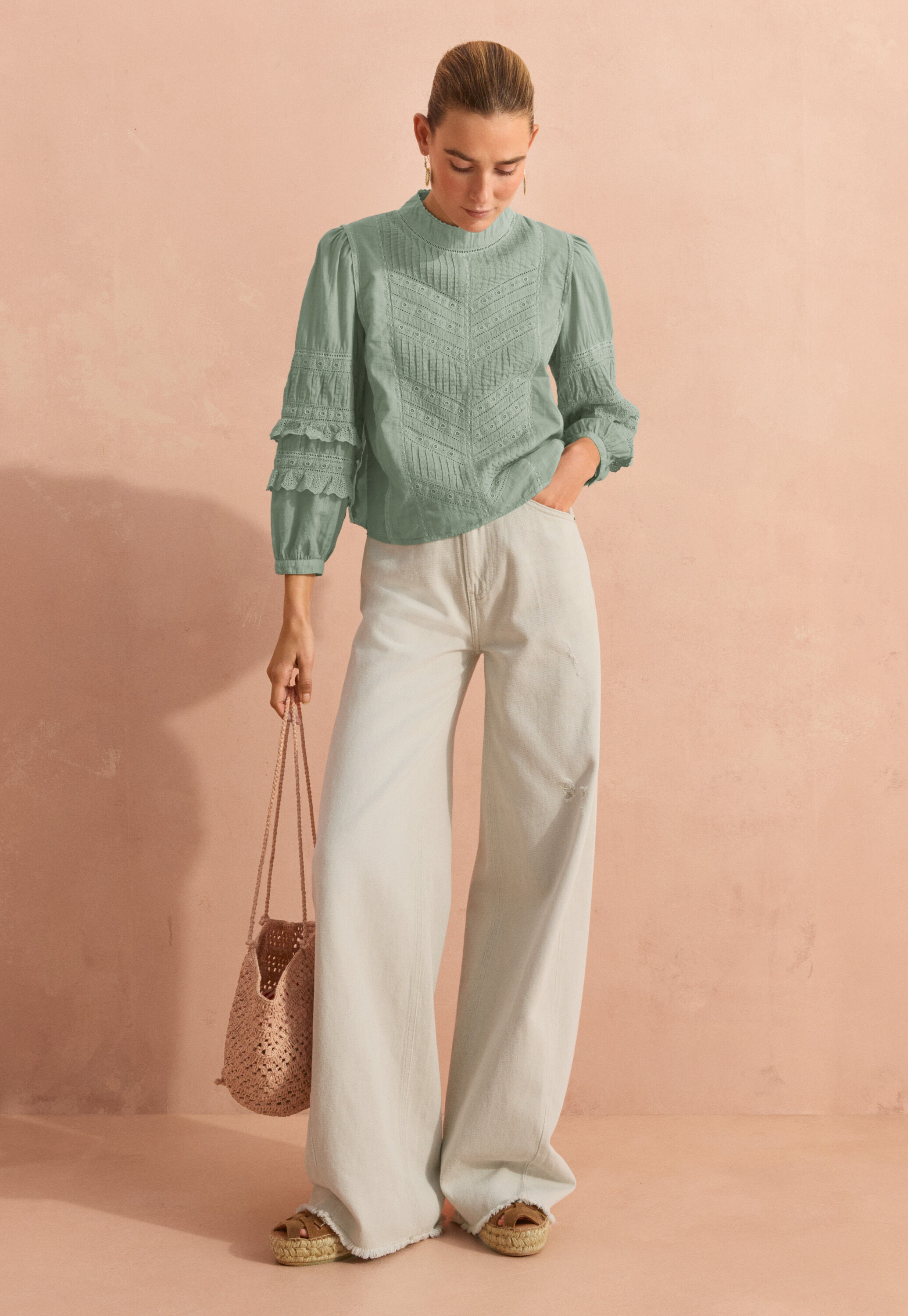 Detailed blouse