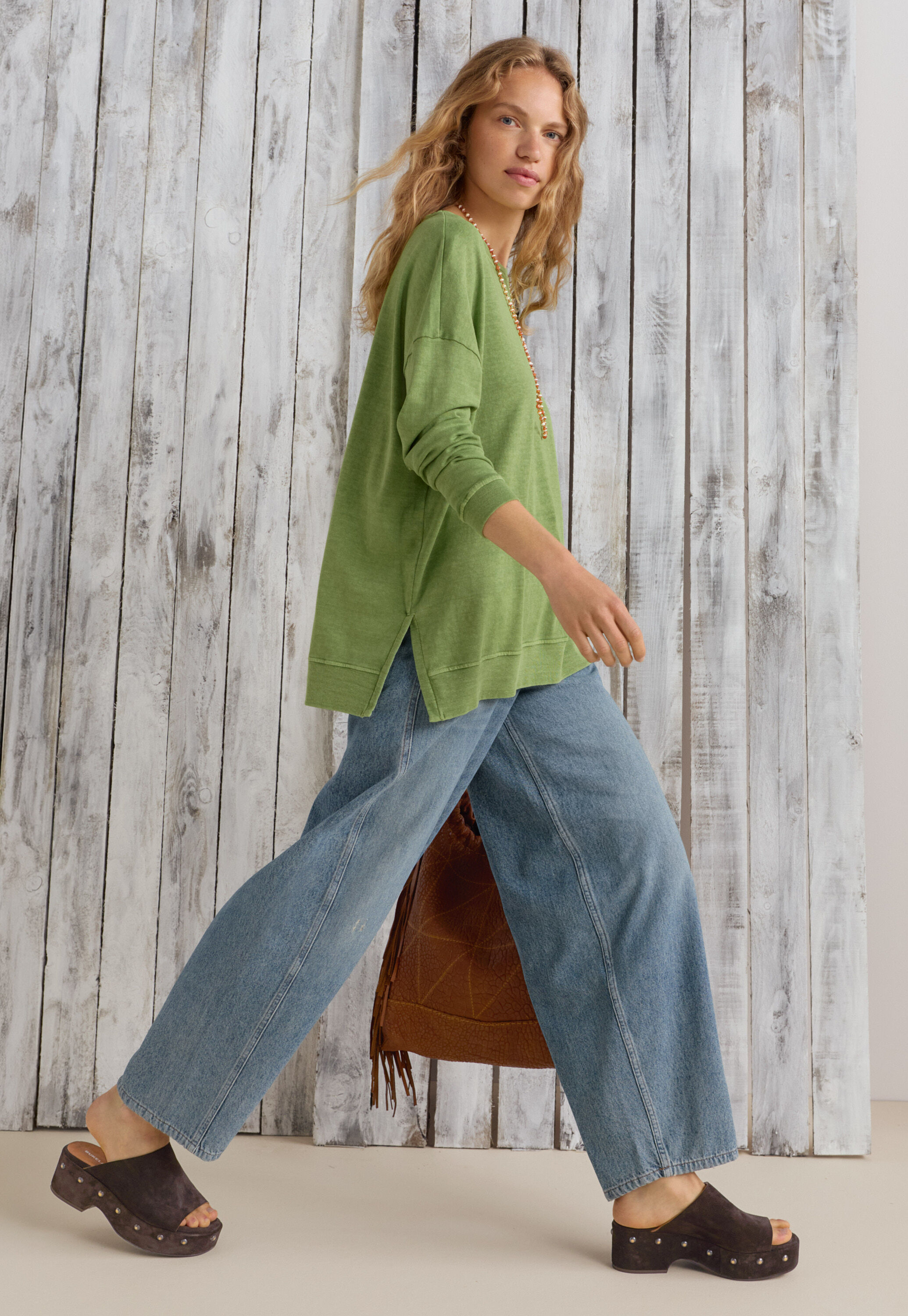 Seam-detailed jeans
