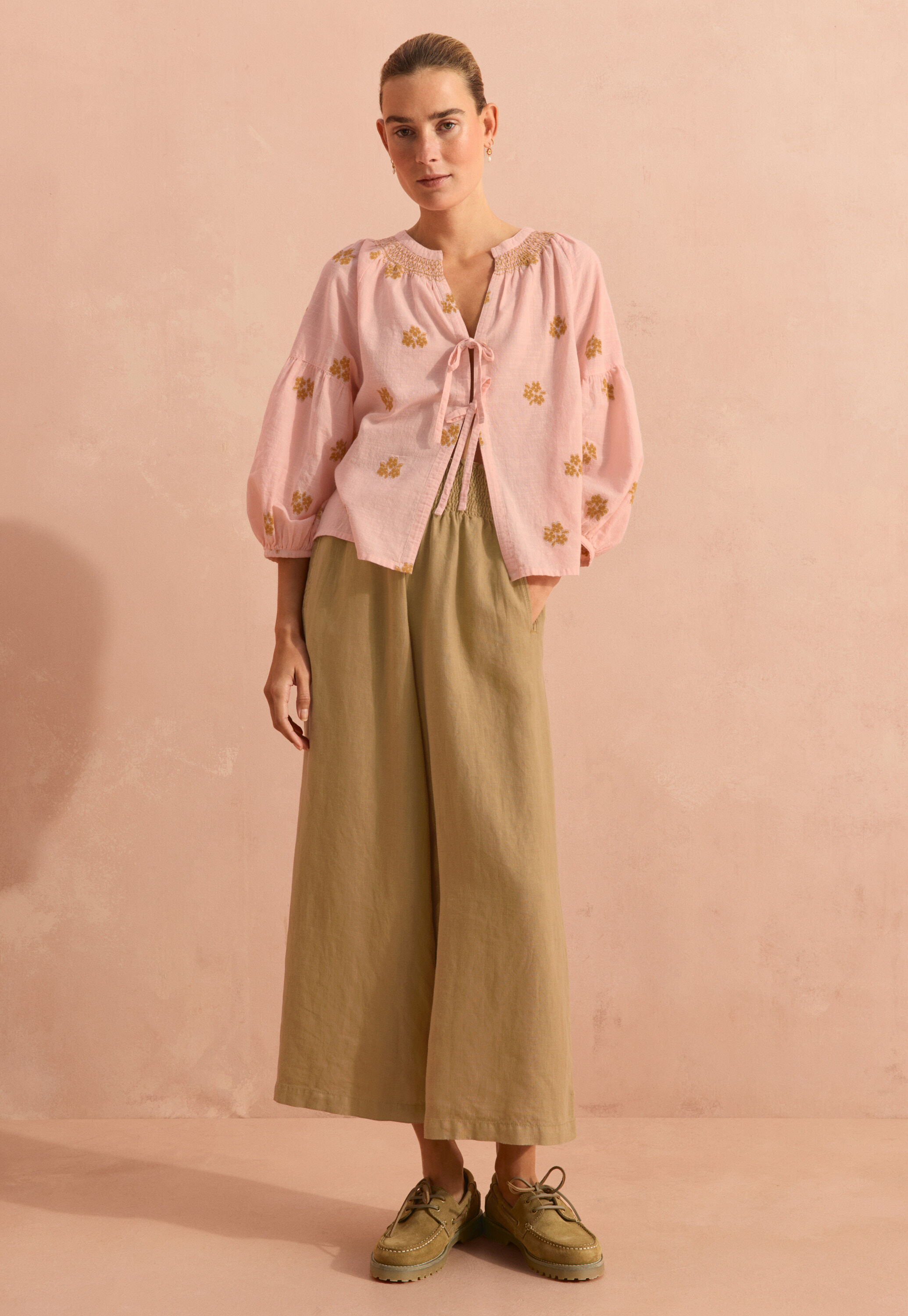 Clipped jacquard blouse