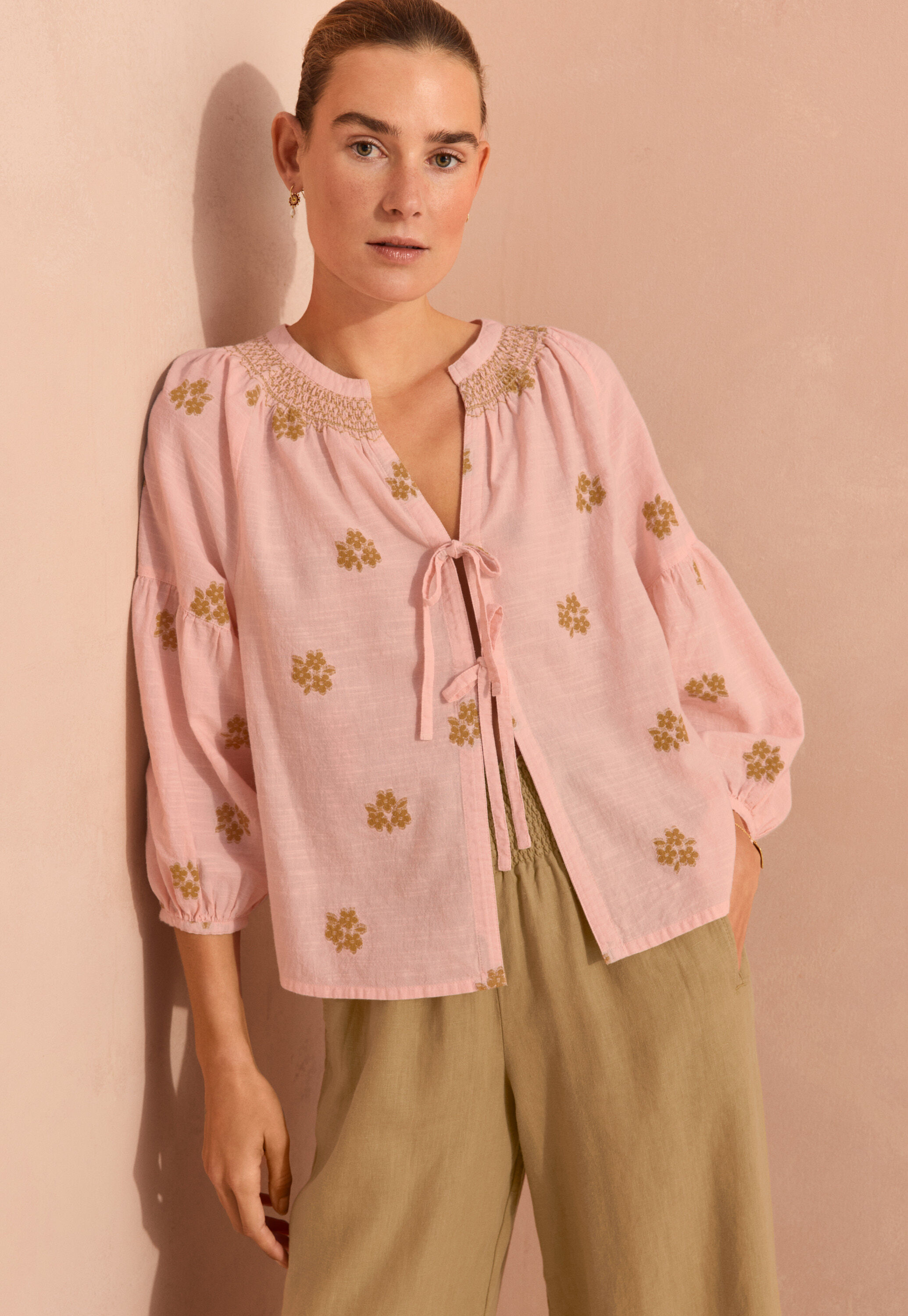 Clipped jacquard blouse