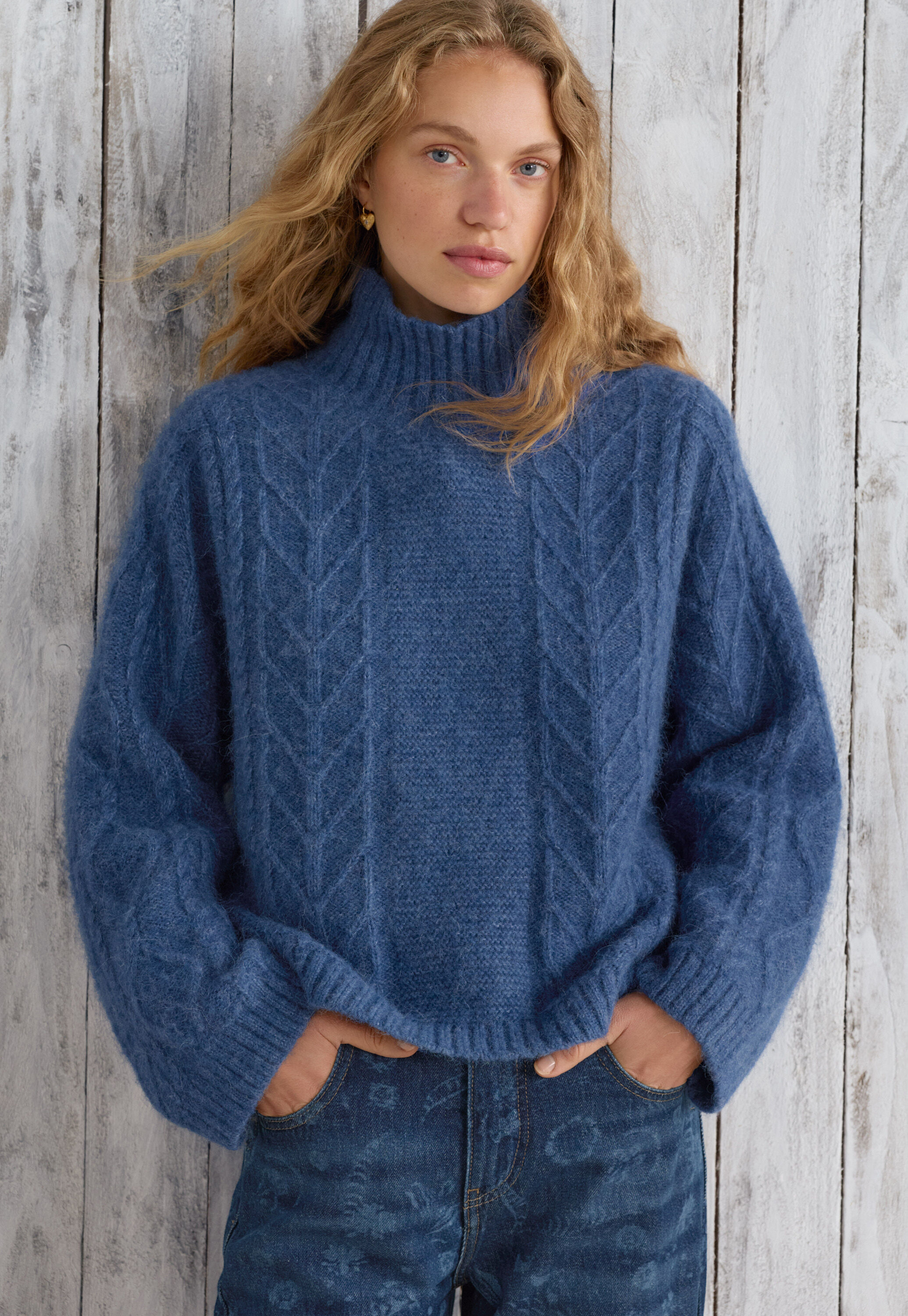Lace-stitch sweater
