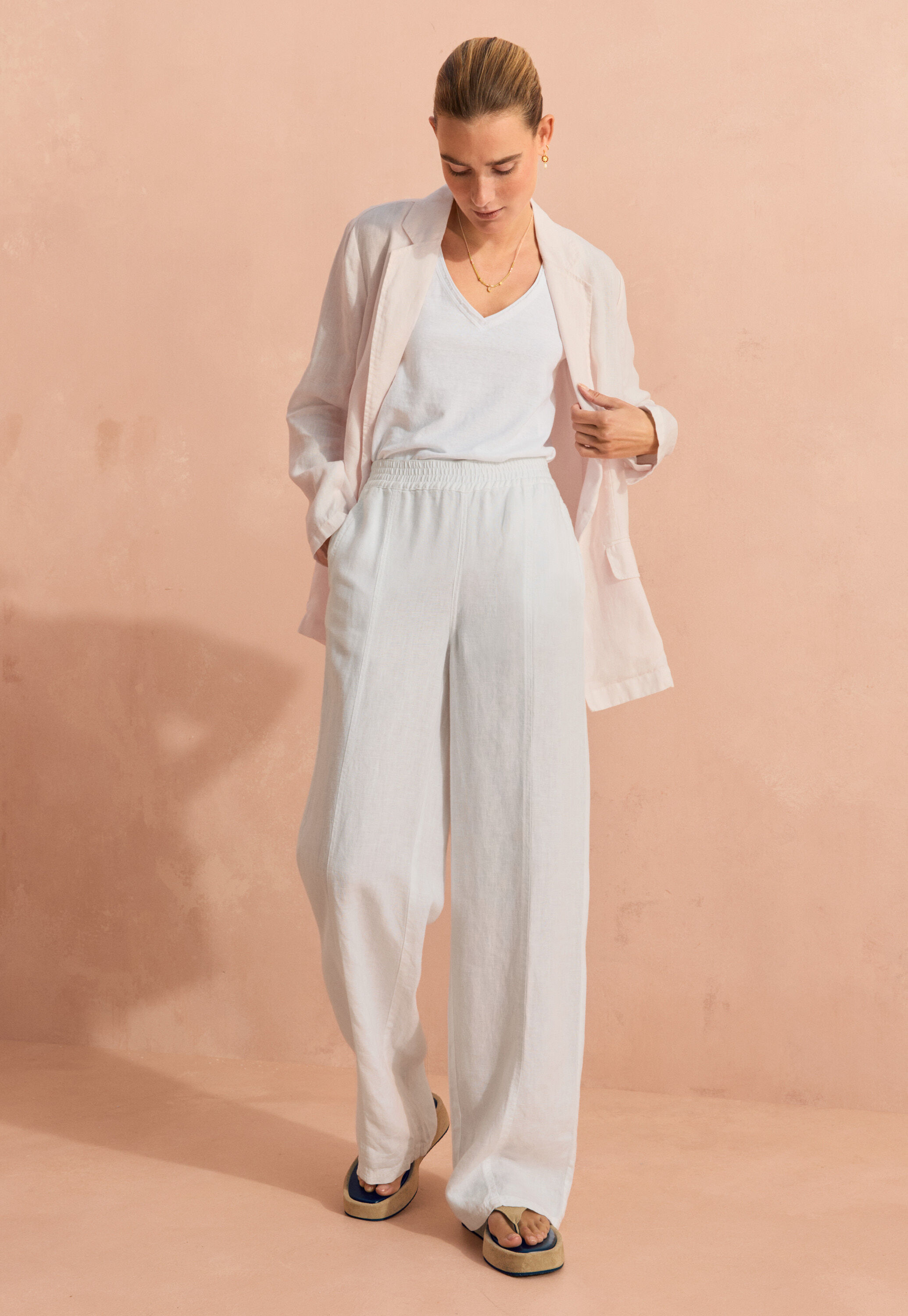V-neck jersey vest