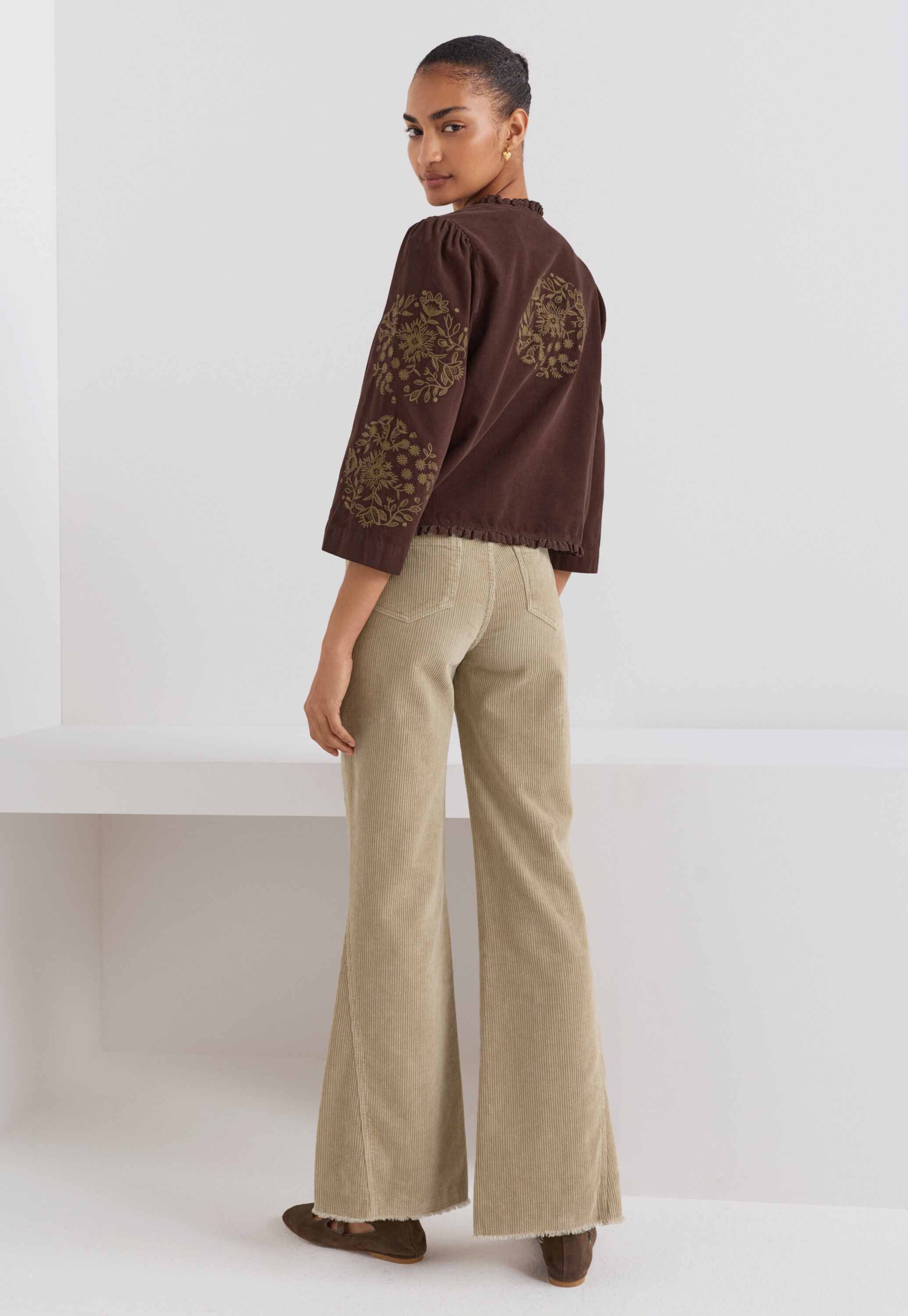 Wide-leg cord trousers