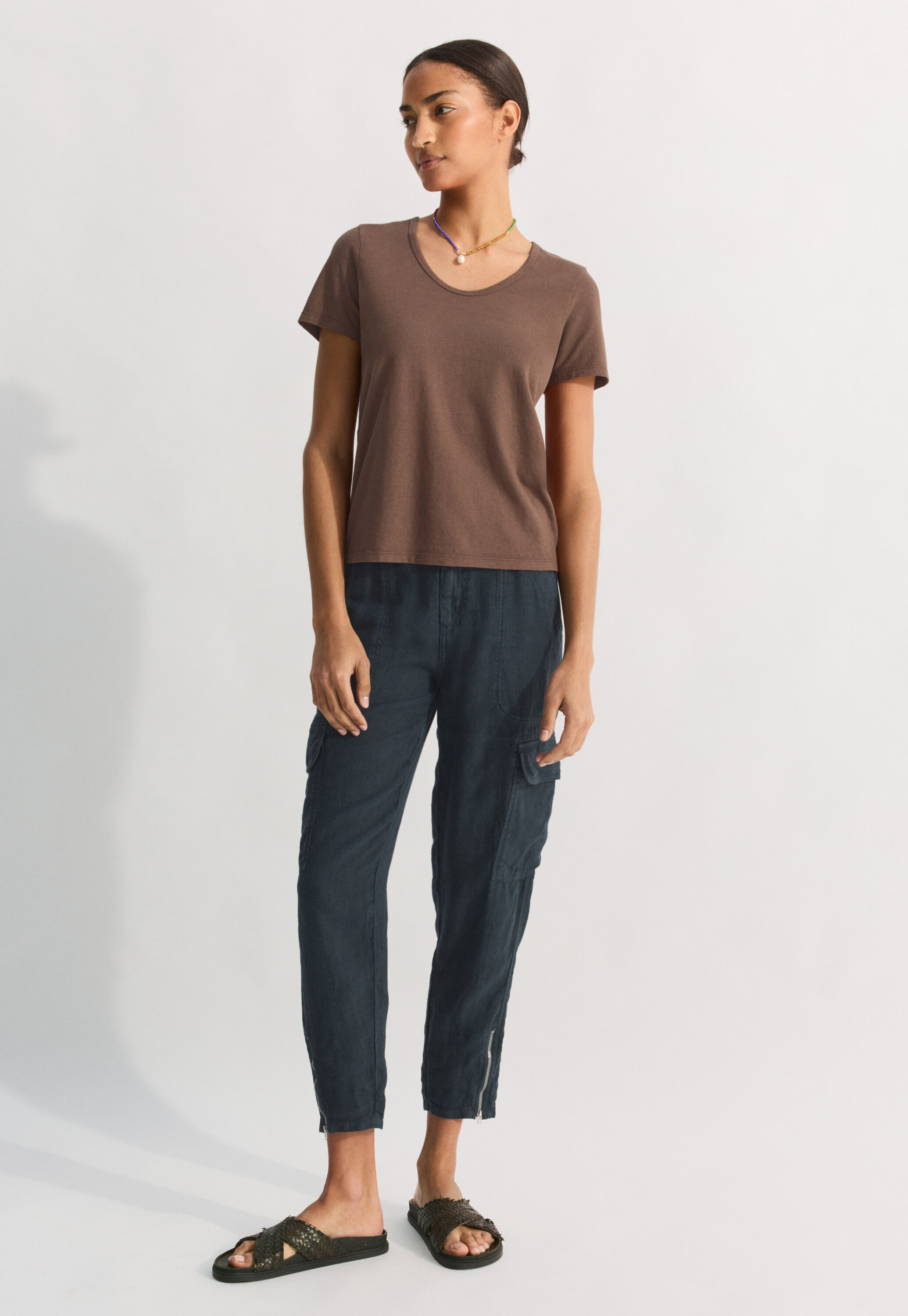 Wide-leg cord trousers