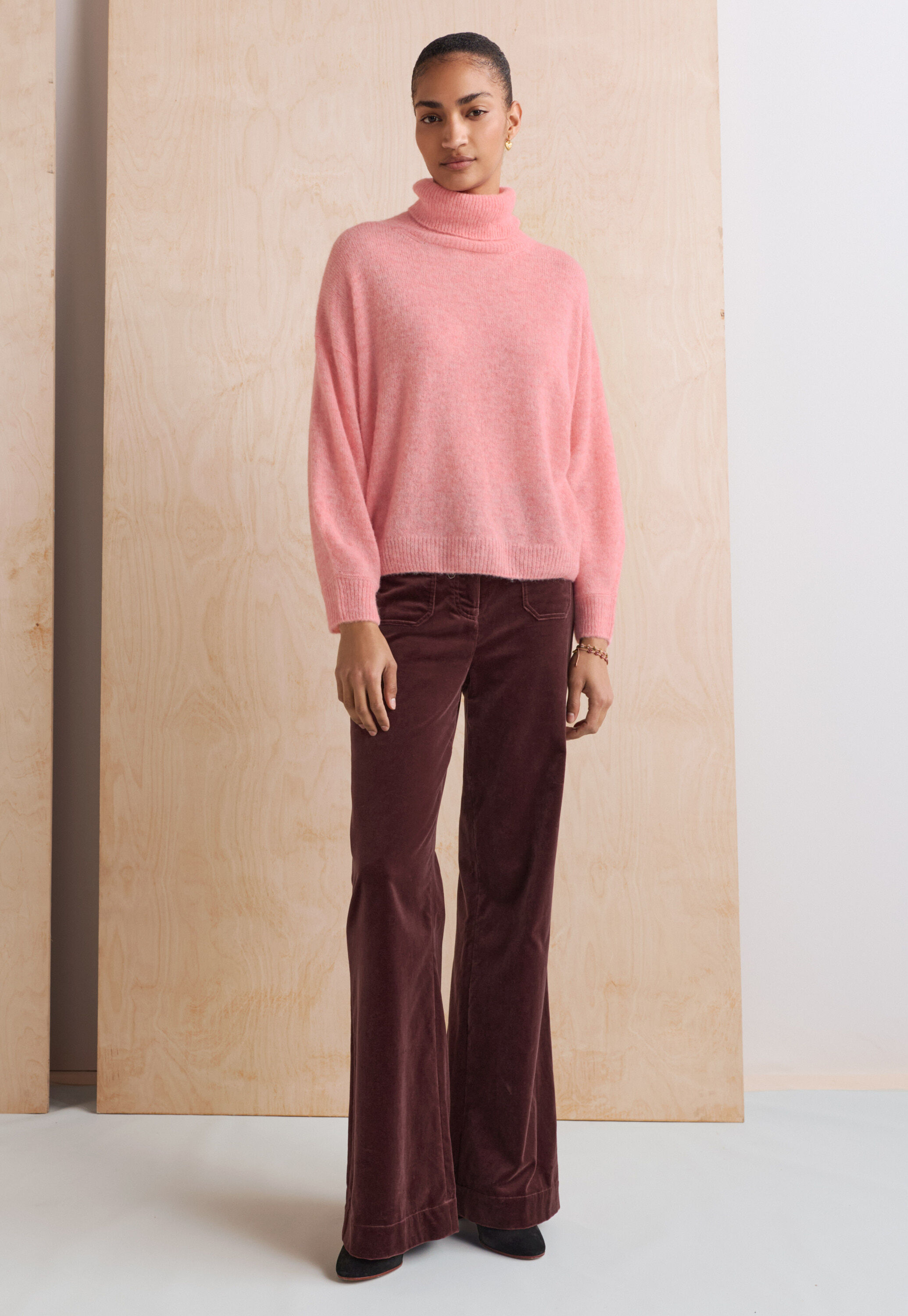 Velvet wide-leg trousers