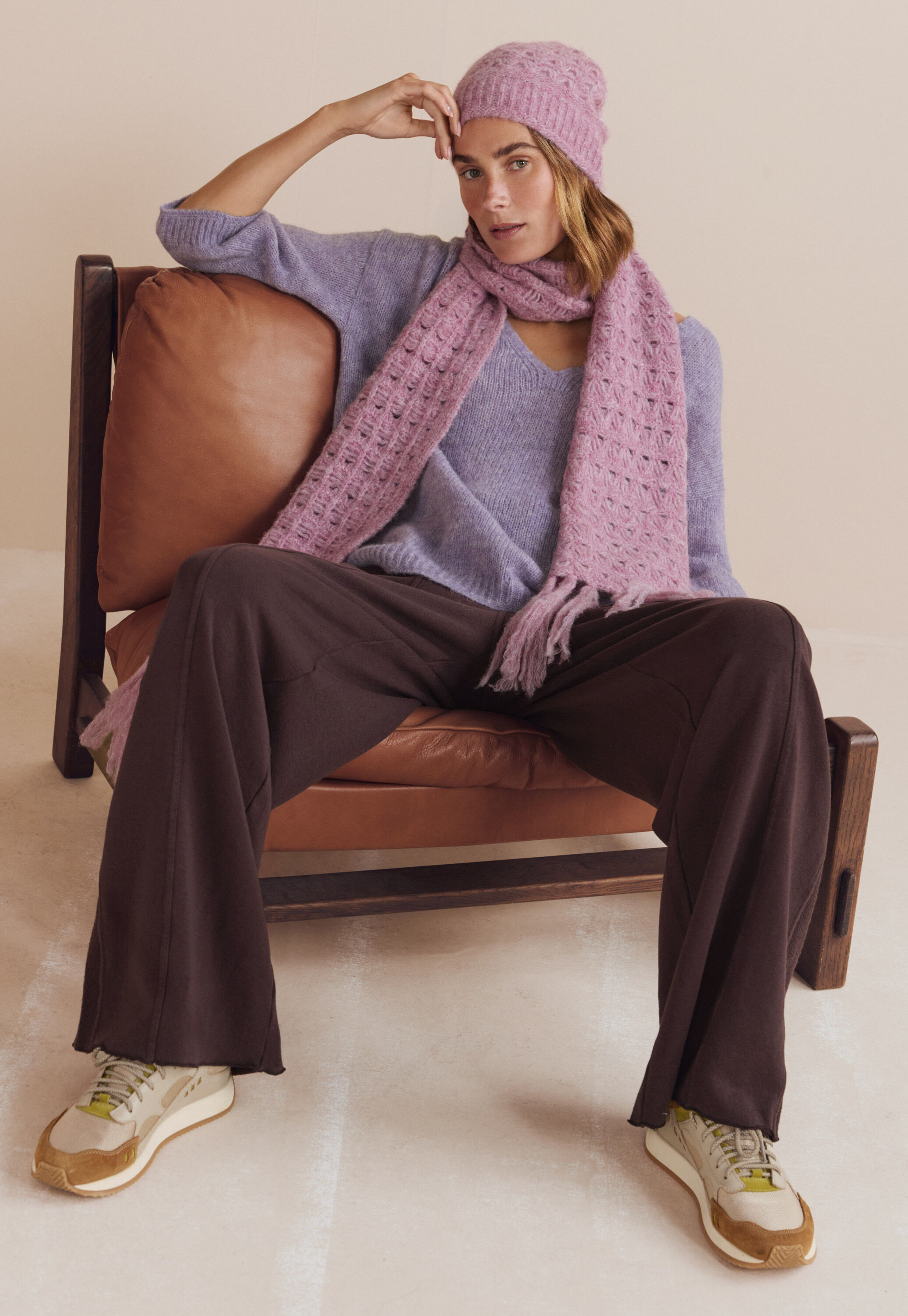 Wide-leg cord trousers