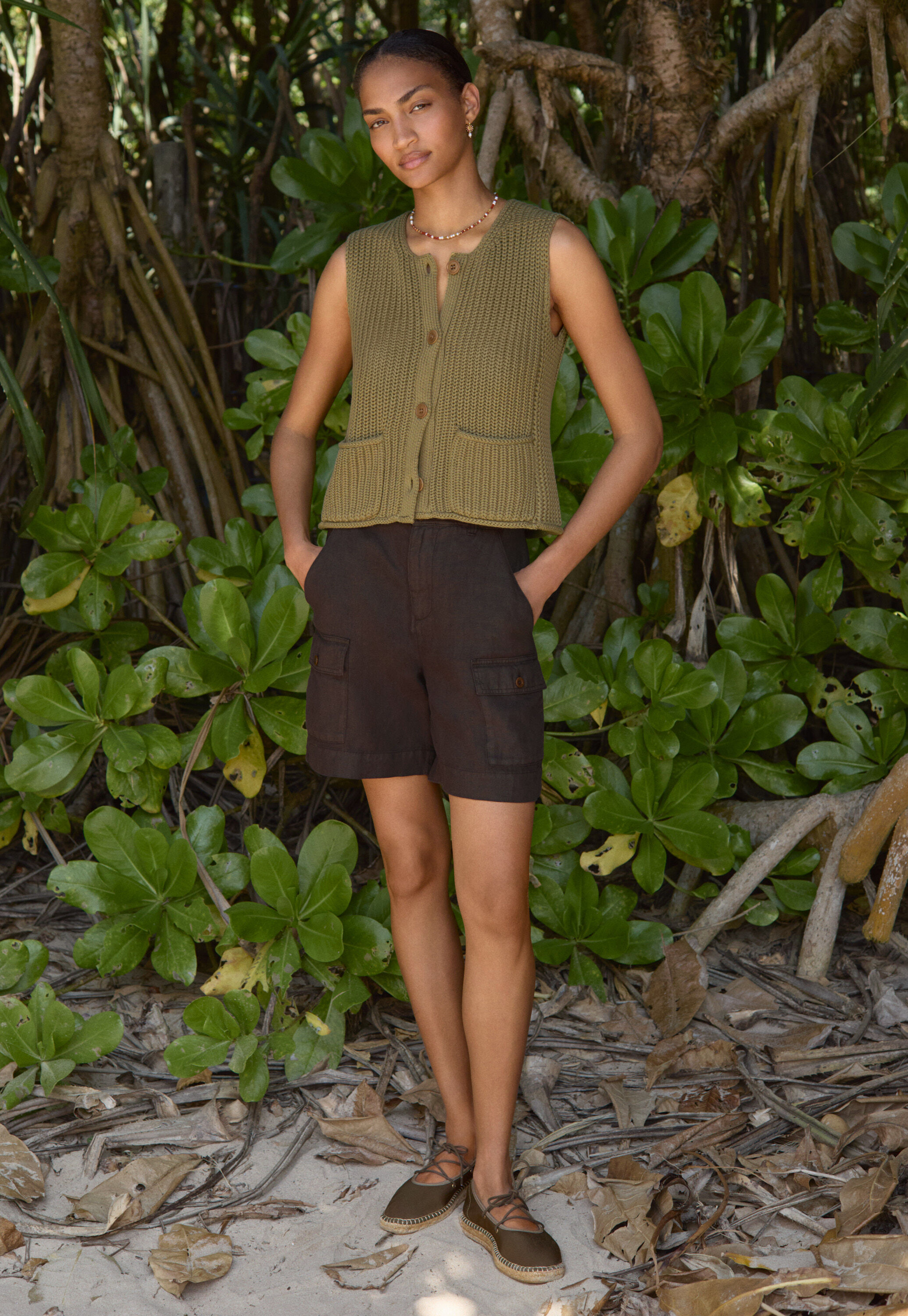Sleeveless cardigan, Khaki olive, large