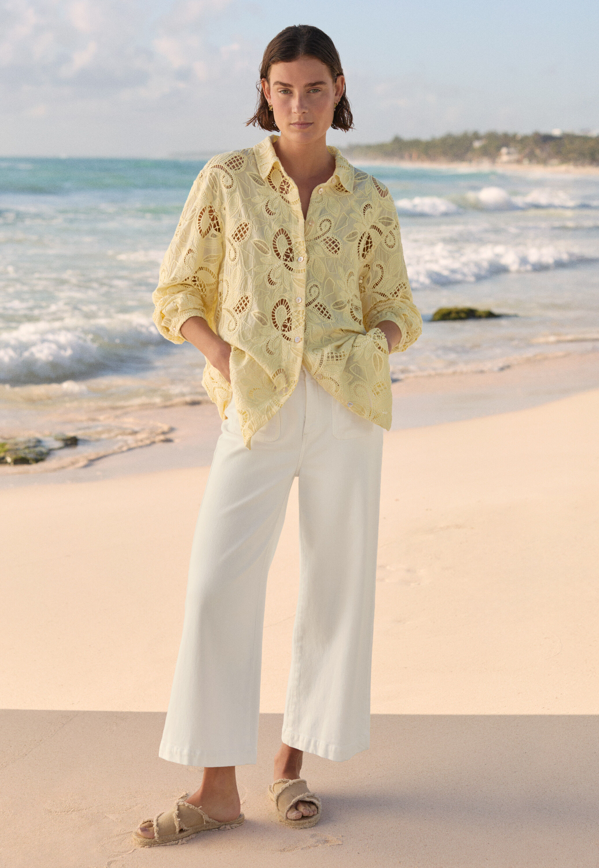 Cropped wide-leg trousers