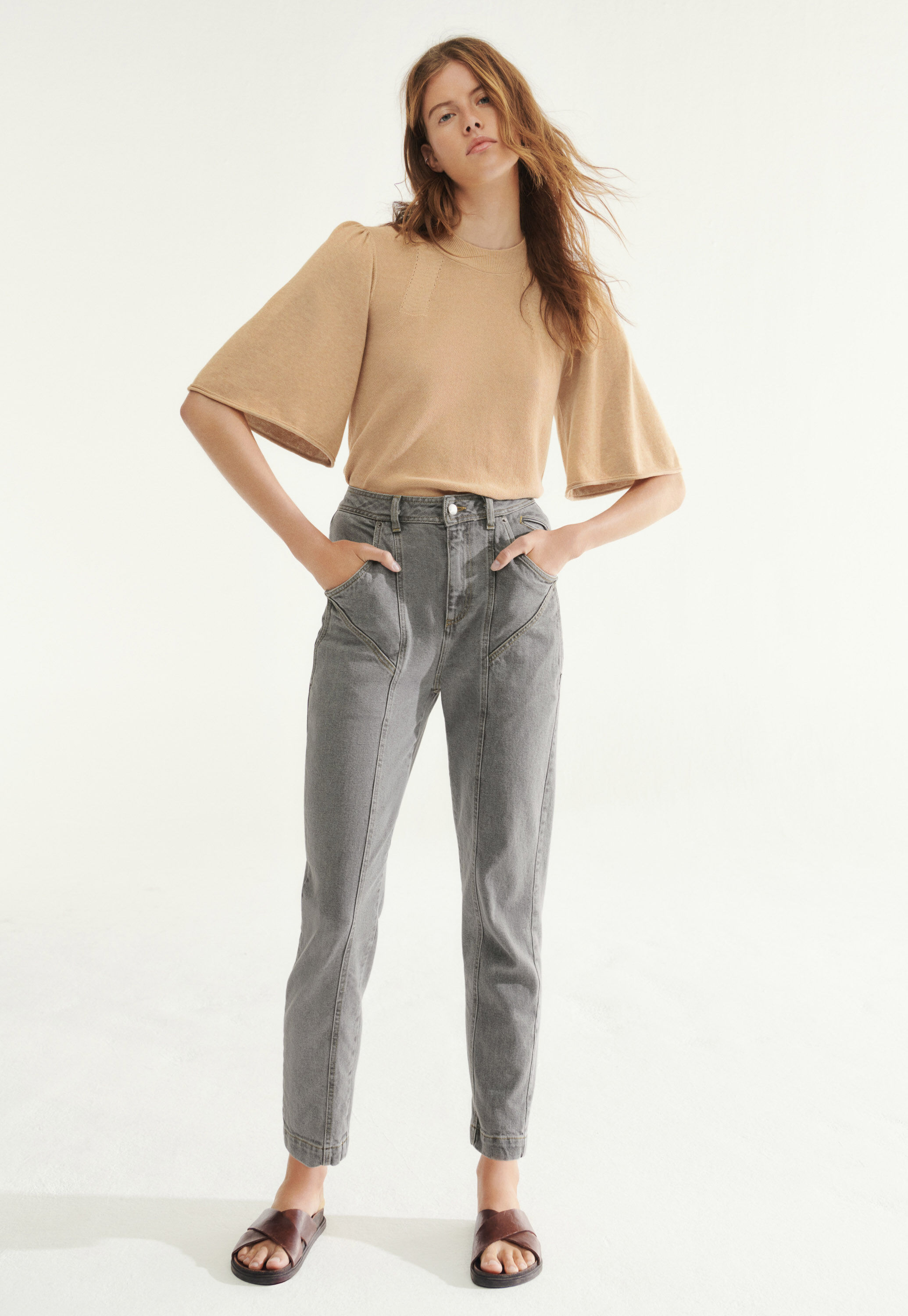 Wide-sleeve sweater