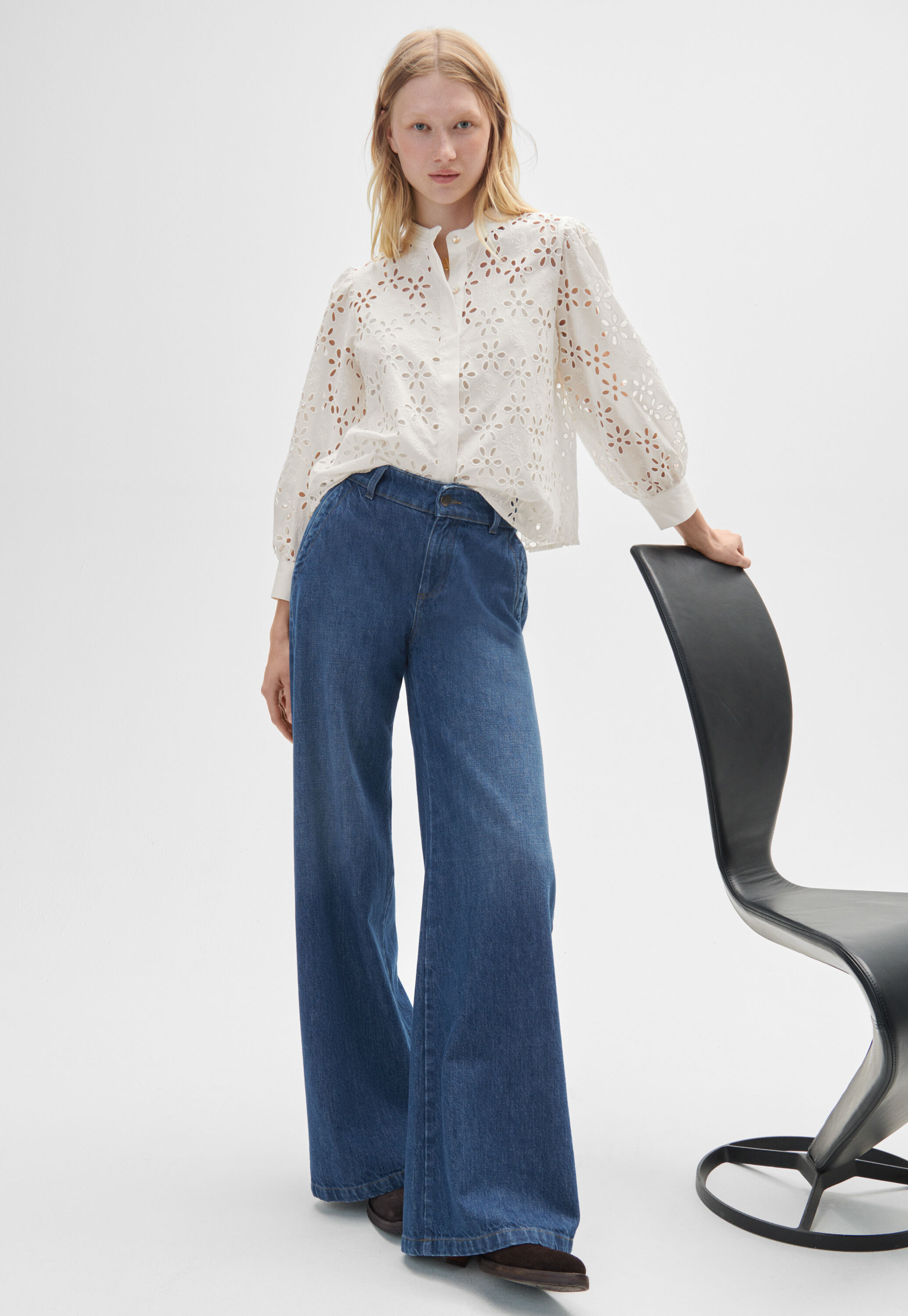 Wide-leg cord trousers