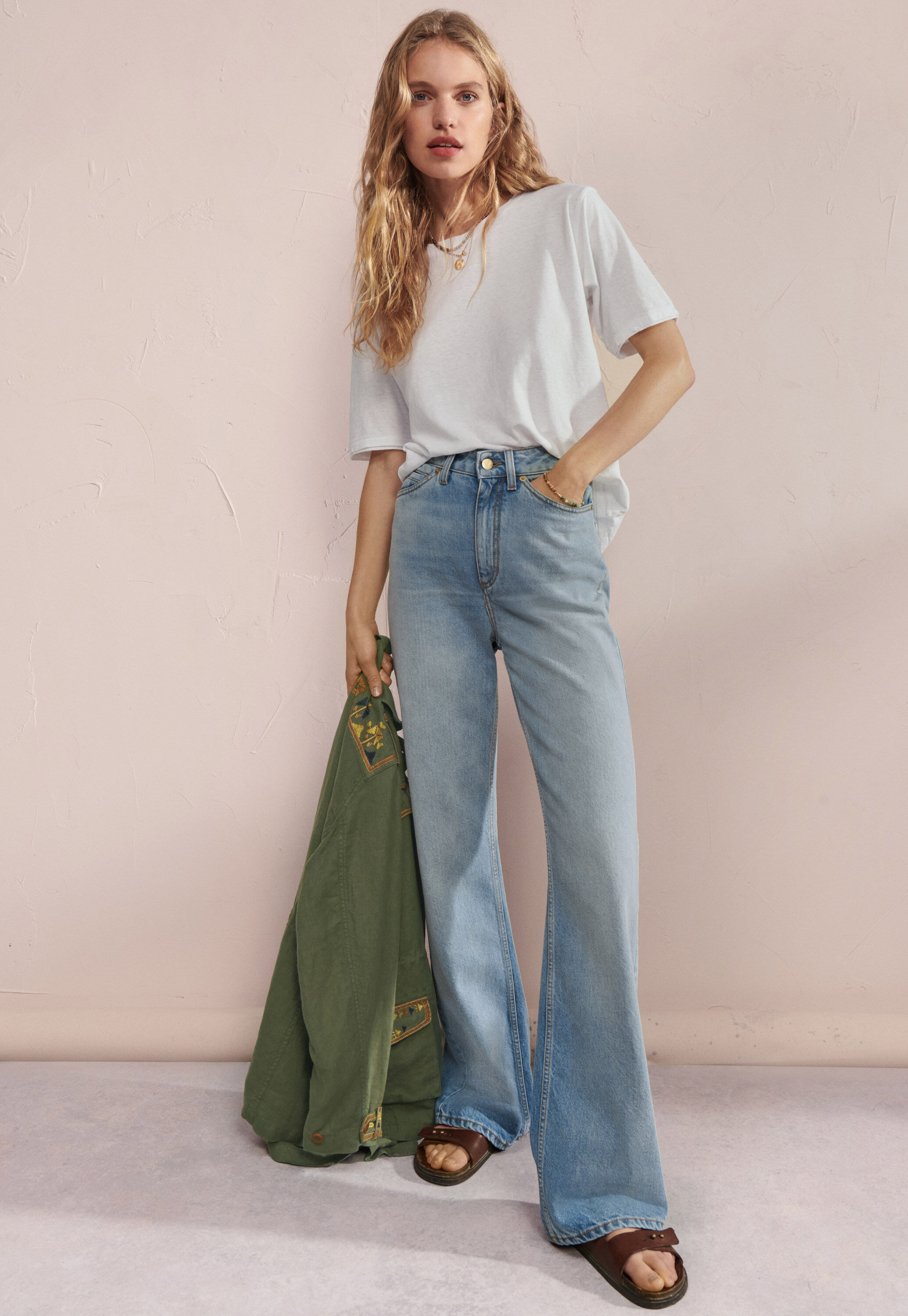 Wide-leg cord trousers